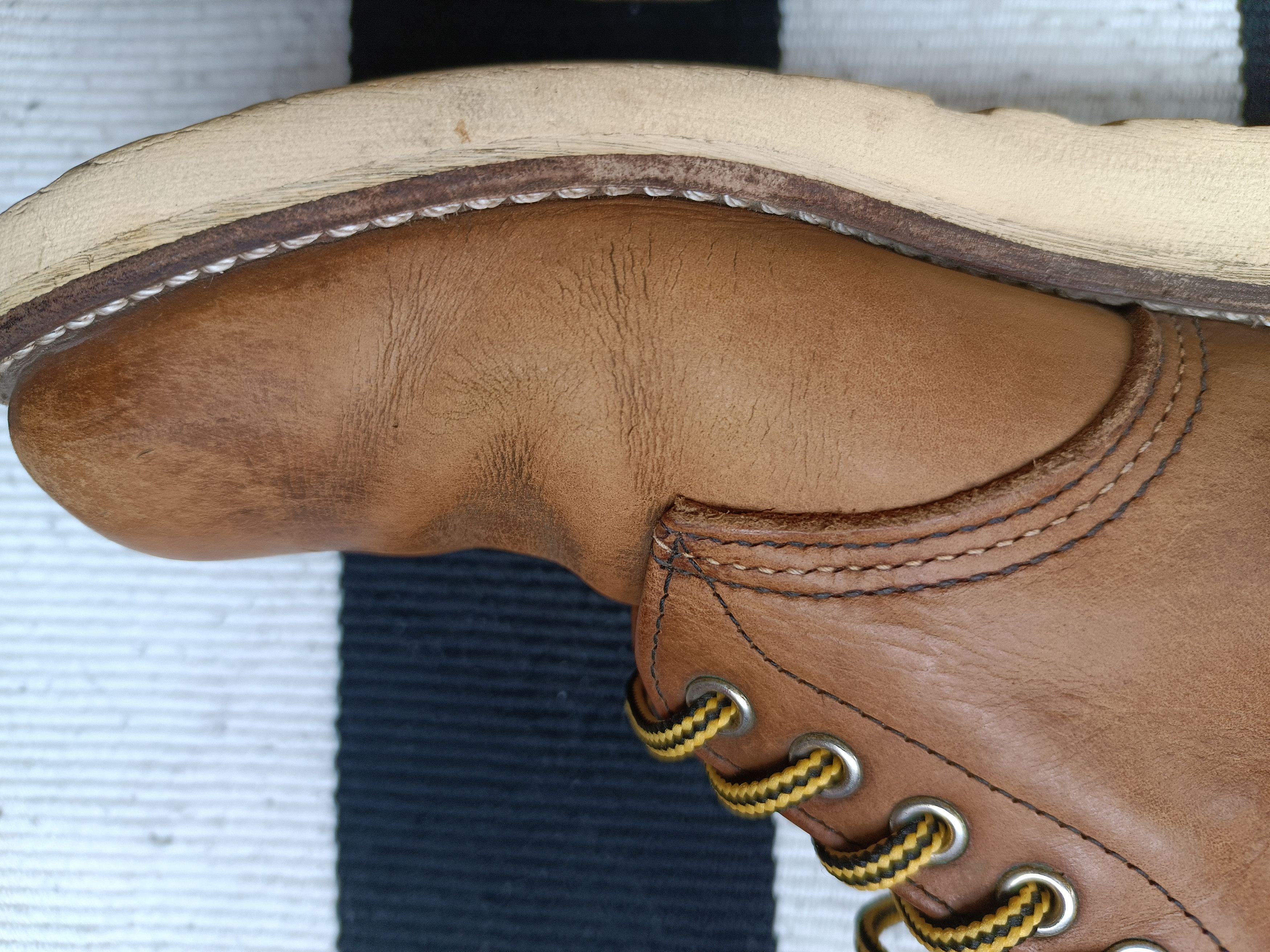 Red Wing Red Wing 9111 Heritage Classics Round Toe Boots Size US 8.5 / IT 38.5 - 12 Thumbnail