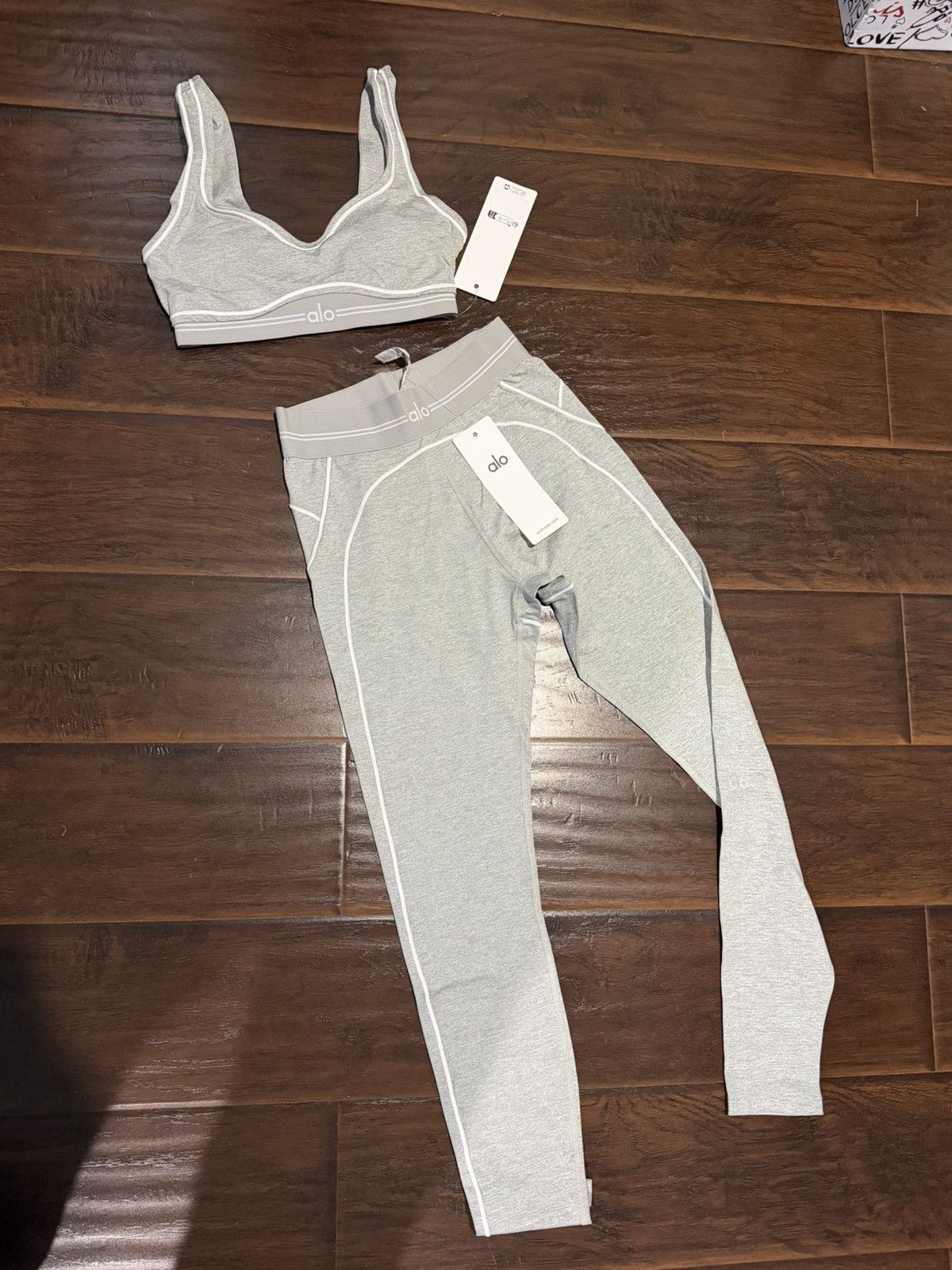 Alo ALO SET SIZE SMALL Size S / US 4 / IT 40 - 1 Thumbnail