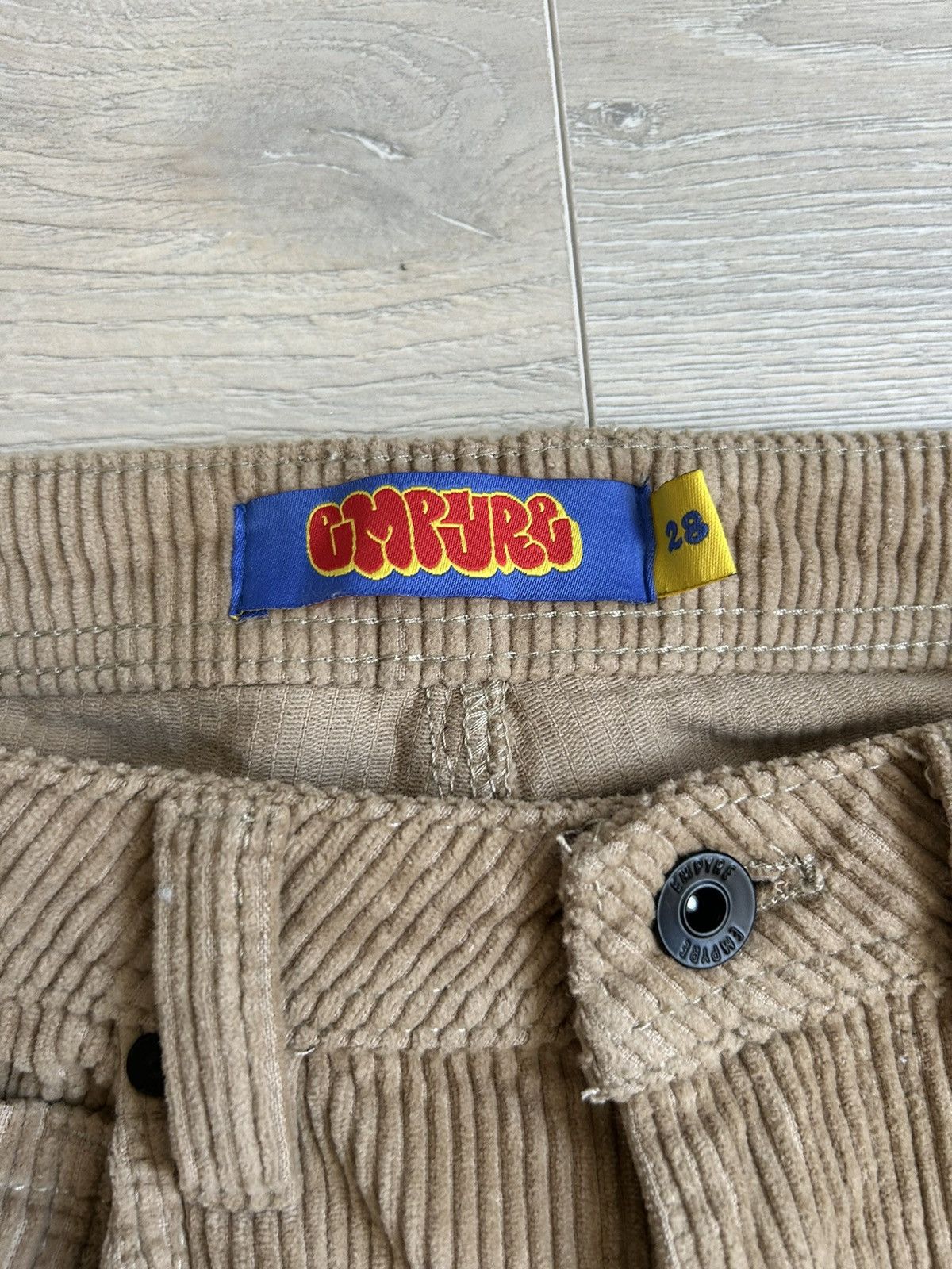 Empyre Empyre Khaki Corduroy Pants Size 28 Size US 28 / EU 44 - 3 Thumbnail