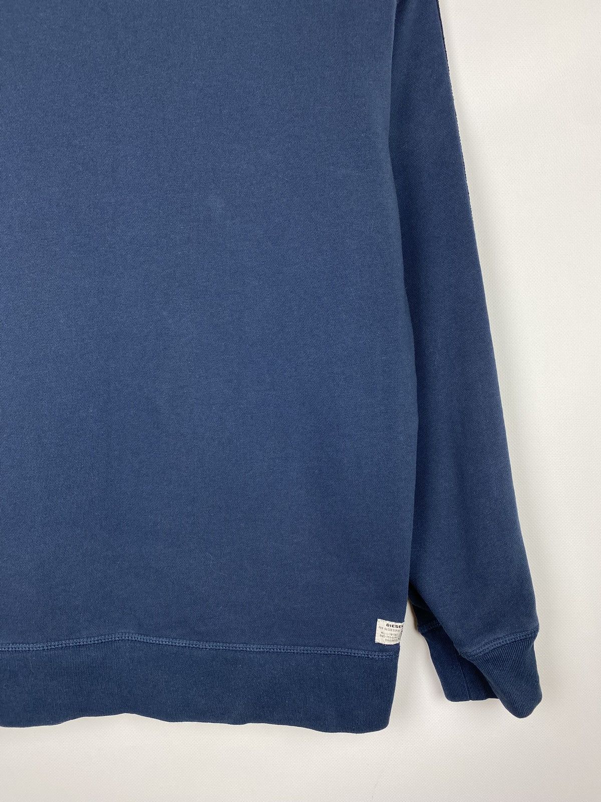 Diesel Diesel men’s crew neck sweatshirt pullover size M navy Size US M / EU 48-50 / 2 - 19 Thumbnail