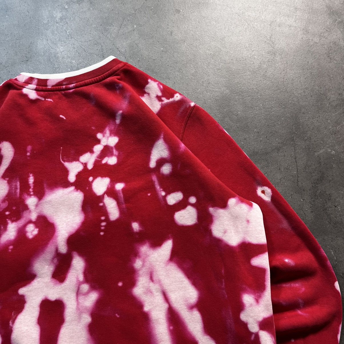 Nike Vintage 00s Nike Tie Dye Custom Boxy Sweatshirt Crewneck Size US L / EU 52-54 / 3 - 13 Thumbnail