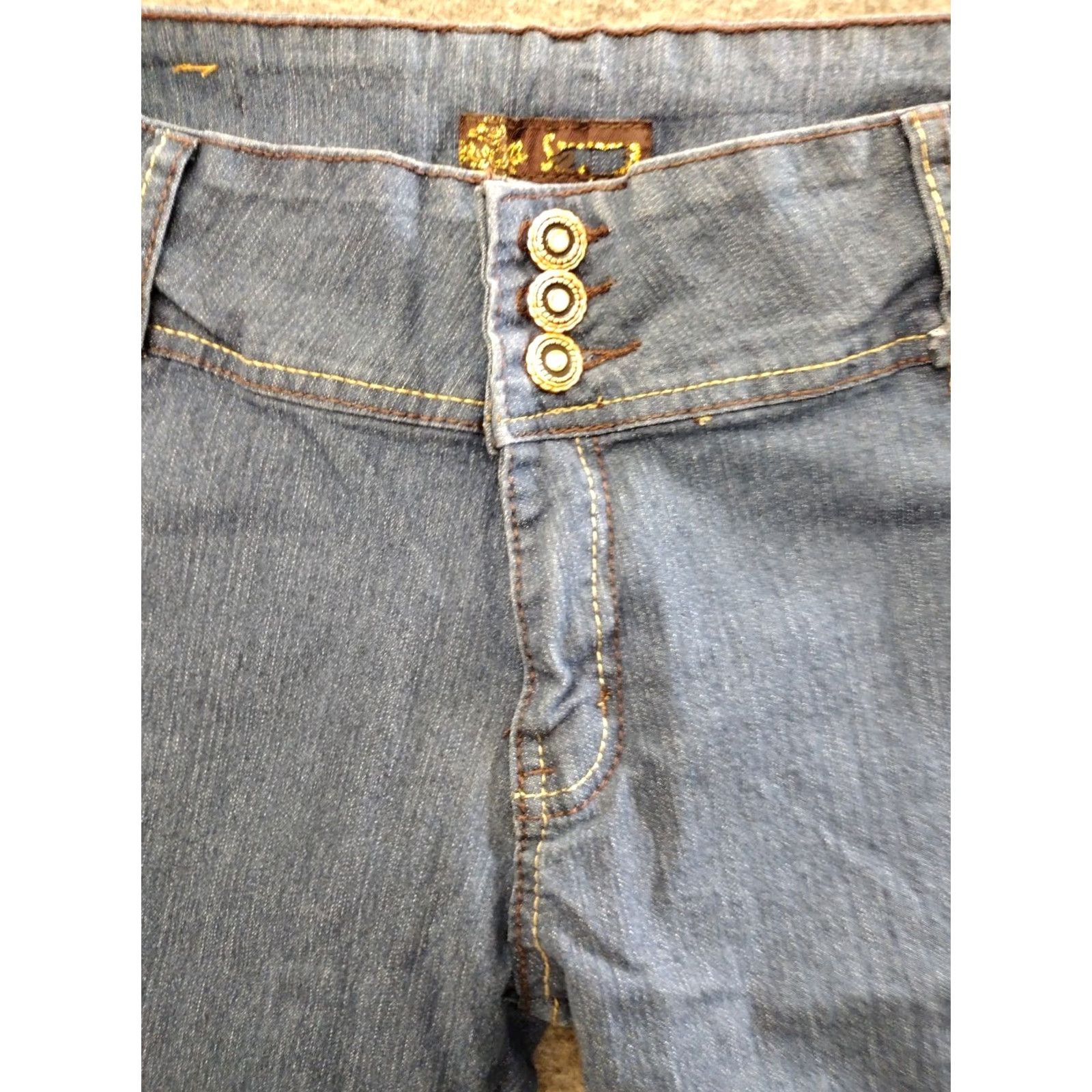 Vintage Unbranded Women's Skinny Jeans 21/22 Button Closure Denim Blue Slim Plus Size 30 Inseam City Pattern Stretch Medium Wash Jeans Trousers Size 42" / US 20 - 3 Thumbnail
