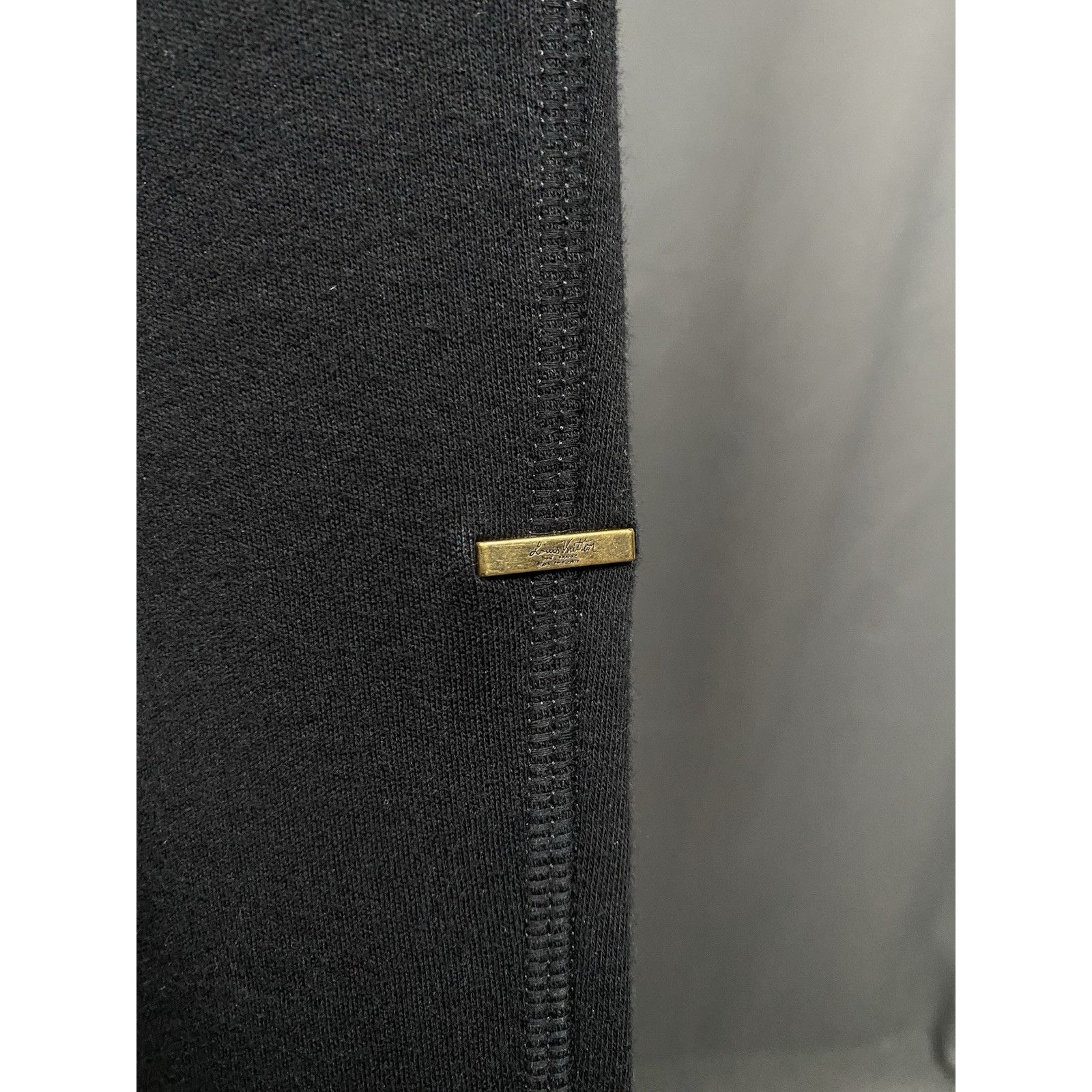 Louis Vuitton Louis Vuitton Auth Men's Black Drawstring Sweat Pants Size X Size US 36 / EU 52 - 11 Thumbnail