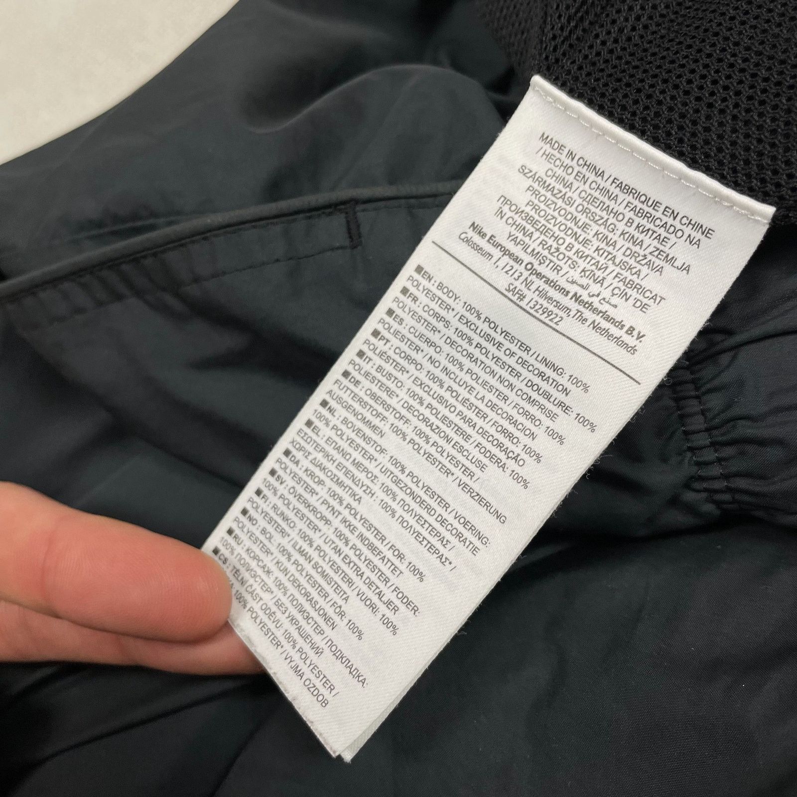 Nike Nike Women's Black Swoosh Ankle Zip Mesh Lined Woven Pant M Size 30" / US 8 / IT 44 - 8 Thumbnail