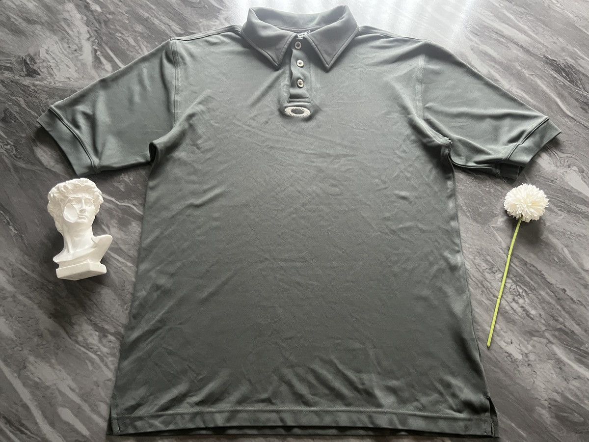 Oakley Oakley : Polo Embroider Center Logo Dry Fit Size US S / EU 44-46 / 1 - 2 Thumbnail