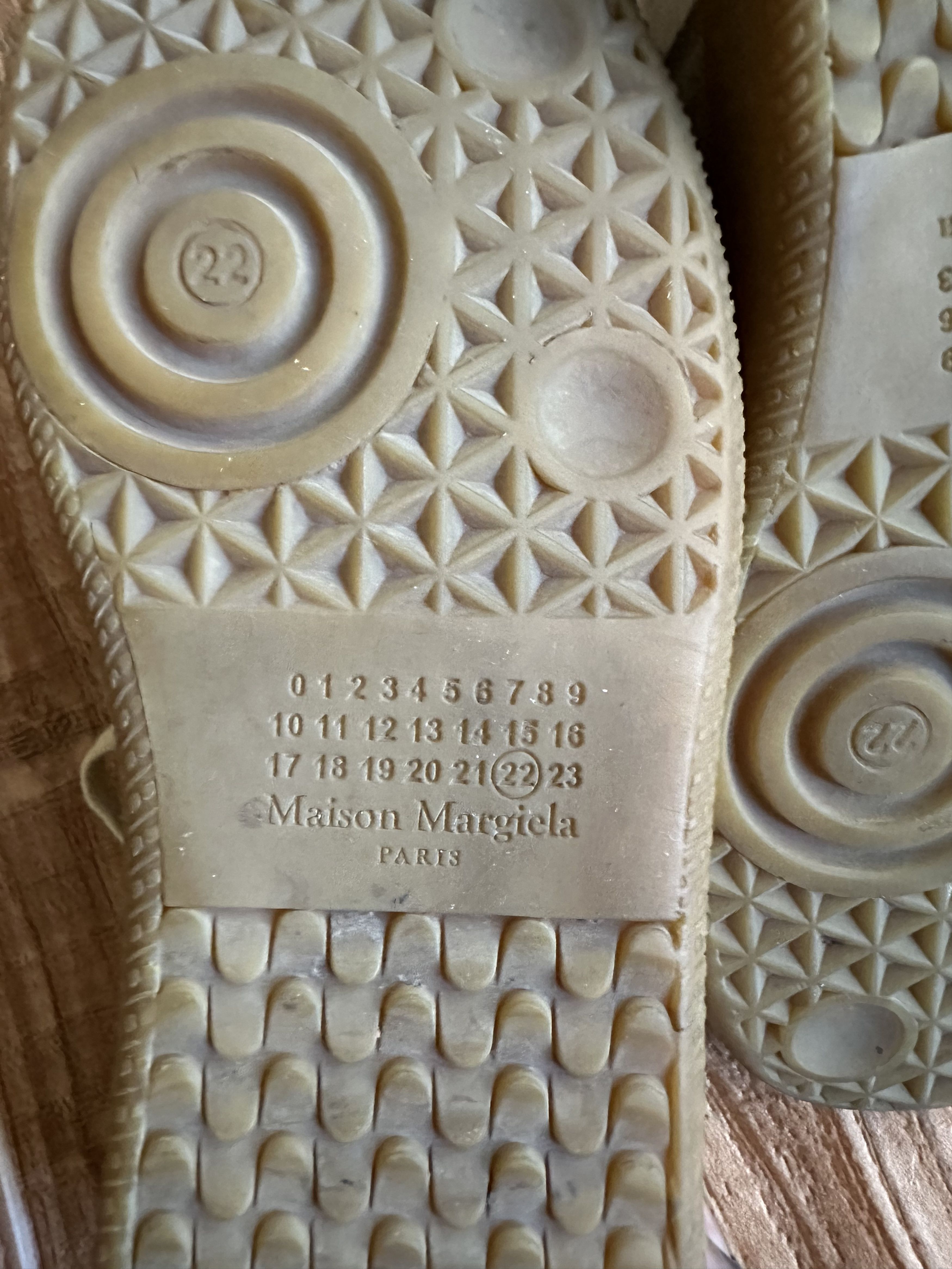 Maison Margiela Maison Margiela 'Replica' Sneakers GAT. Size US 7.5 / IT 37.5 - 15 Thumbnail