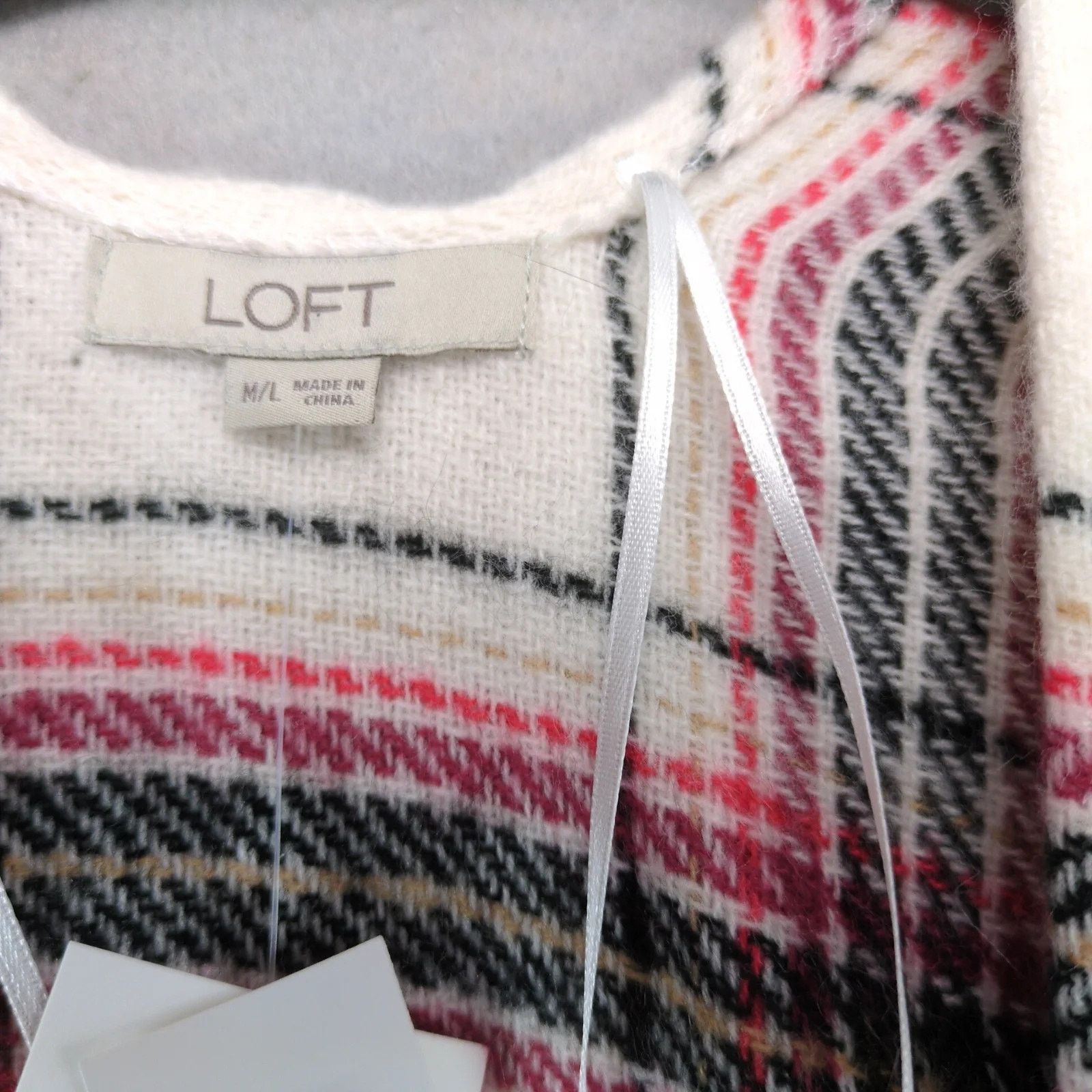 Loft Loft Soft Knit Plaid Poncho Cape Sweater Women's M/L Fringe Size L / US 10 / IT 46 - 9 Thumbnail