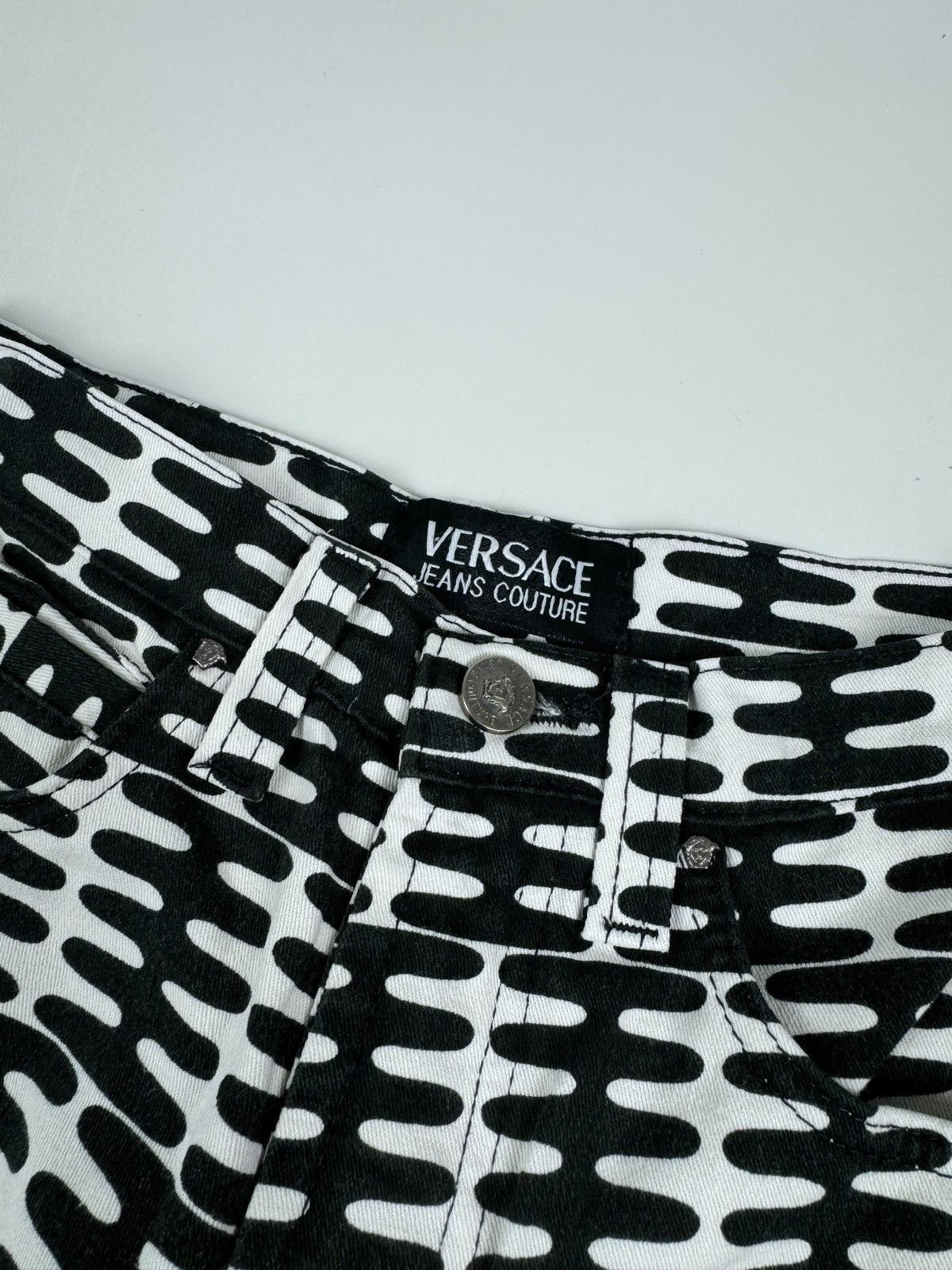 Other 1990’s Vintage Versace Jeans Couture Abstract Pattern Pants Size 26" / US 2 / IT 38 - 8 Thumbnail