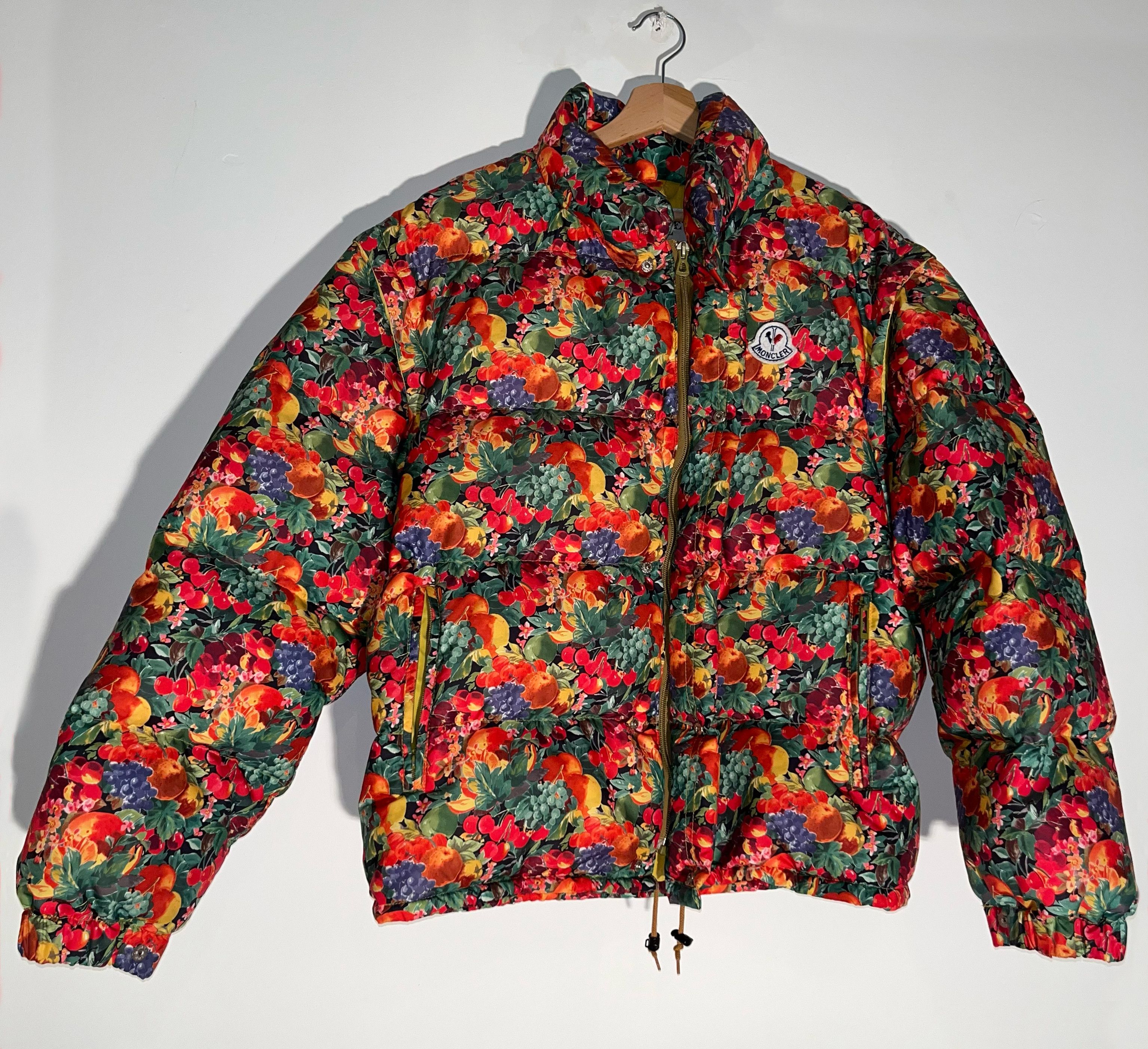 Moncler Moncler floral puffer jacket Size US M / EU 48-50 / 2 - 3 Thumbnail