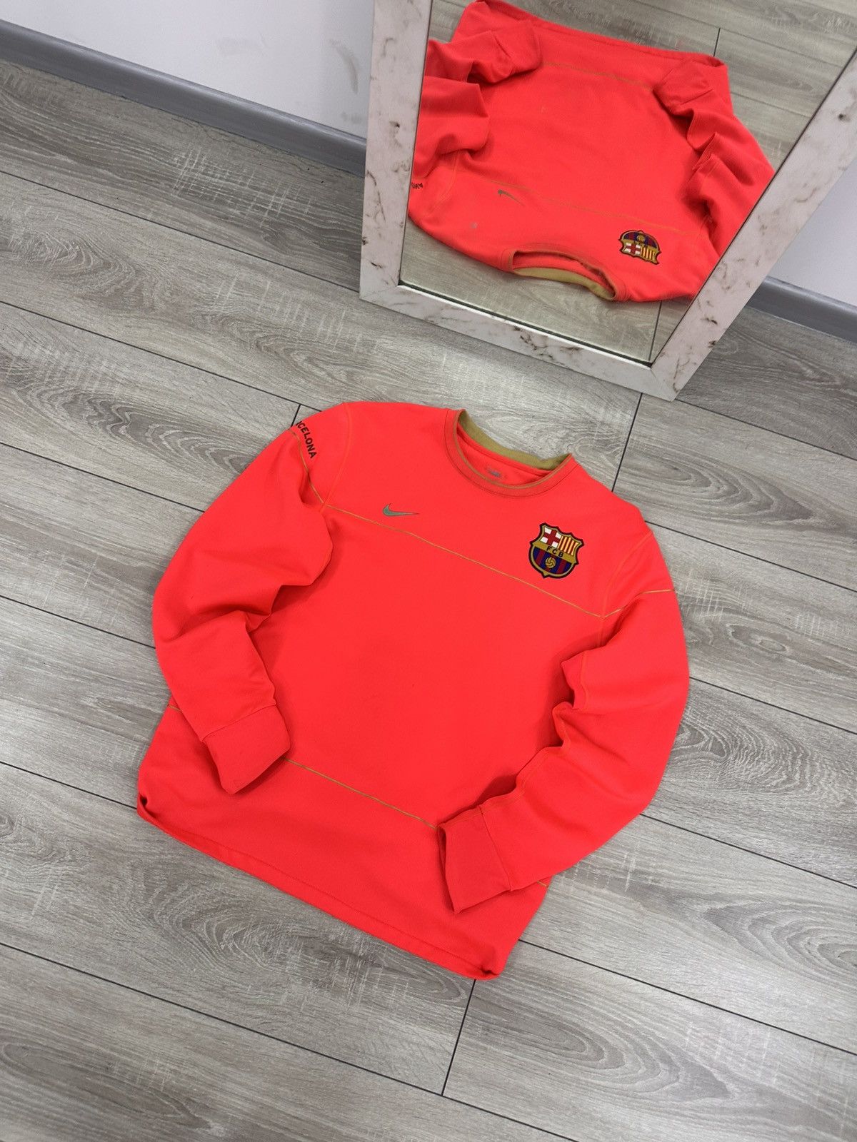 Nike Nike Barcelona Vintage Soccer Longsleeve Blokecore Drill Size US L / EU 52-54 / 3 - 9 Thumbnail