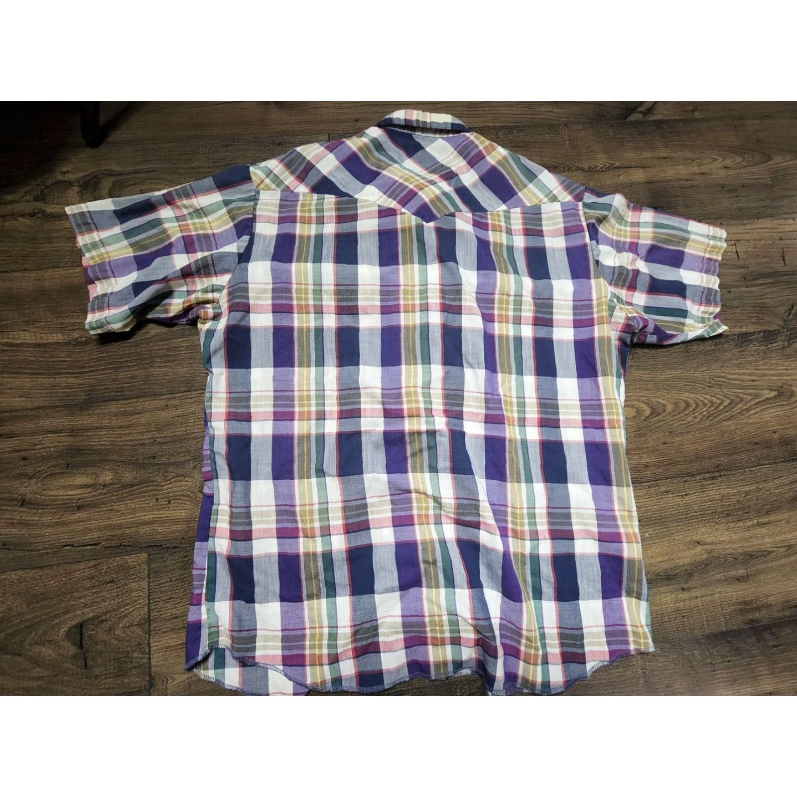 Wrangler Vintage Wrangler Men’s Short Sleeve Plaid Western Shirt Navy Blue 100% Cotton M Size US M / EU 48-50 / 2 - 2 Thumbnail
