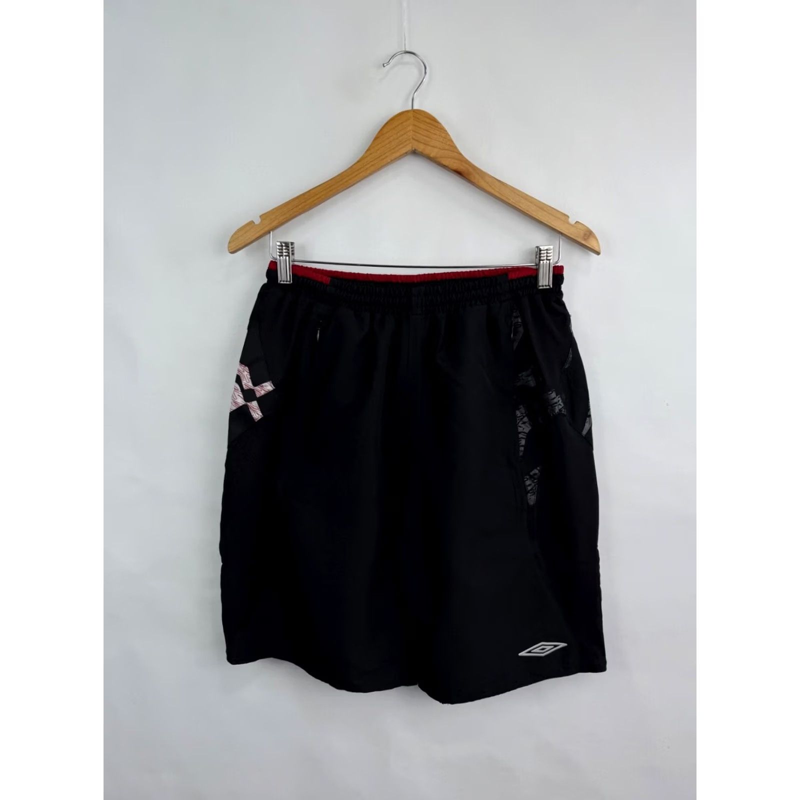 Umbro VINTAGE Umbro Shorts M Black 90s Model SX Rare Retro Hype Y2K Mens Size US 31 - 3 Thumbnail