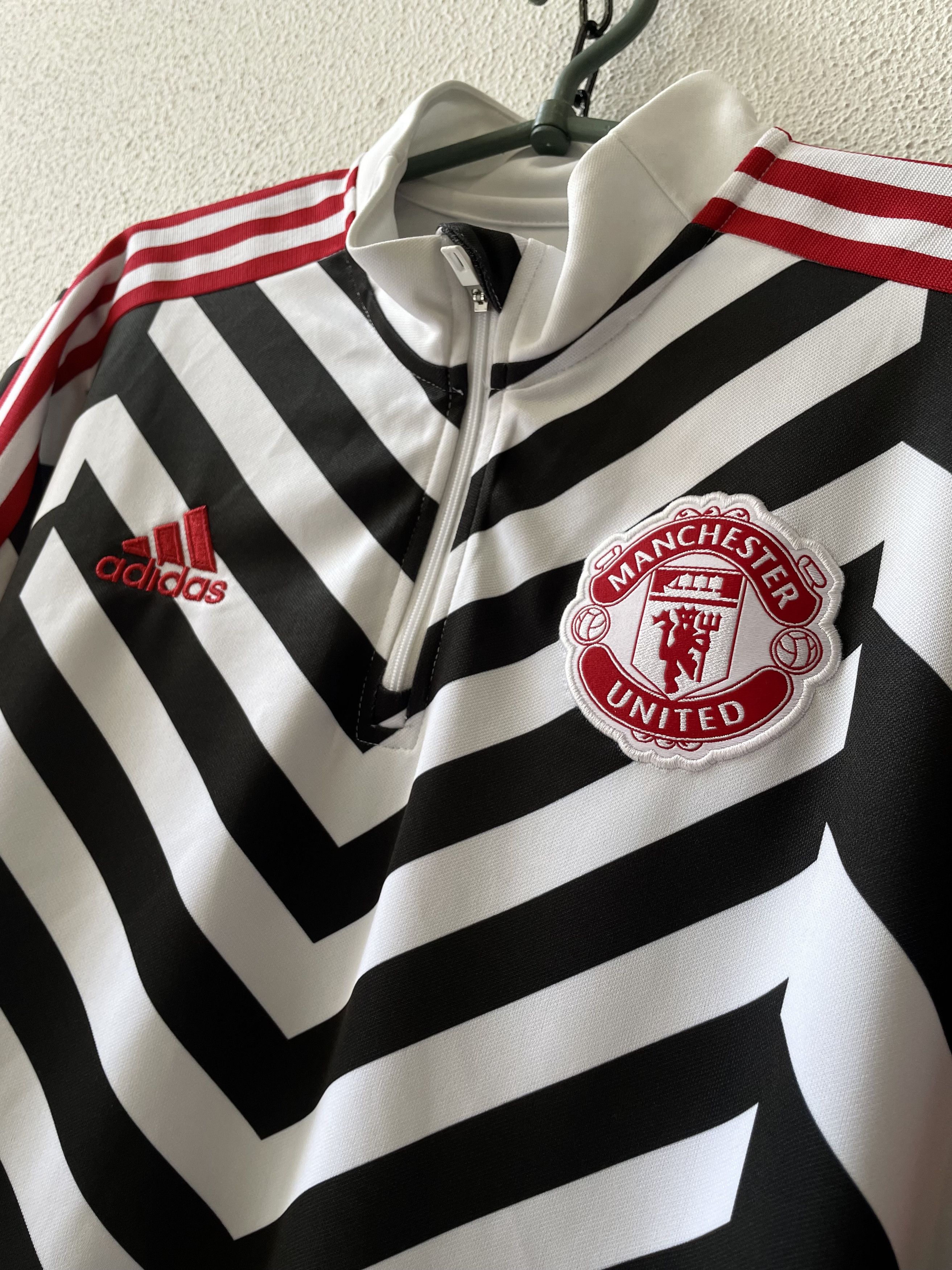 Adidas Rare adidas Manchester United 2020 Size US L / EU 52-54 / 3 - 2 Thumbnail