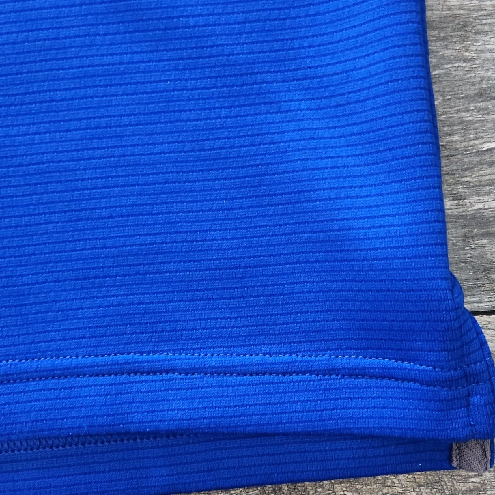 Under Armour VINTAGE? No. Under Armour Golf Polo Mens Large Blue HeatGear Loose Ribbed Performance Shirt Men L Blue Logo Sports Golf Tennis Walking Size US L / EU 52-54 / 3 - 3 Thumbnail