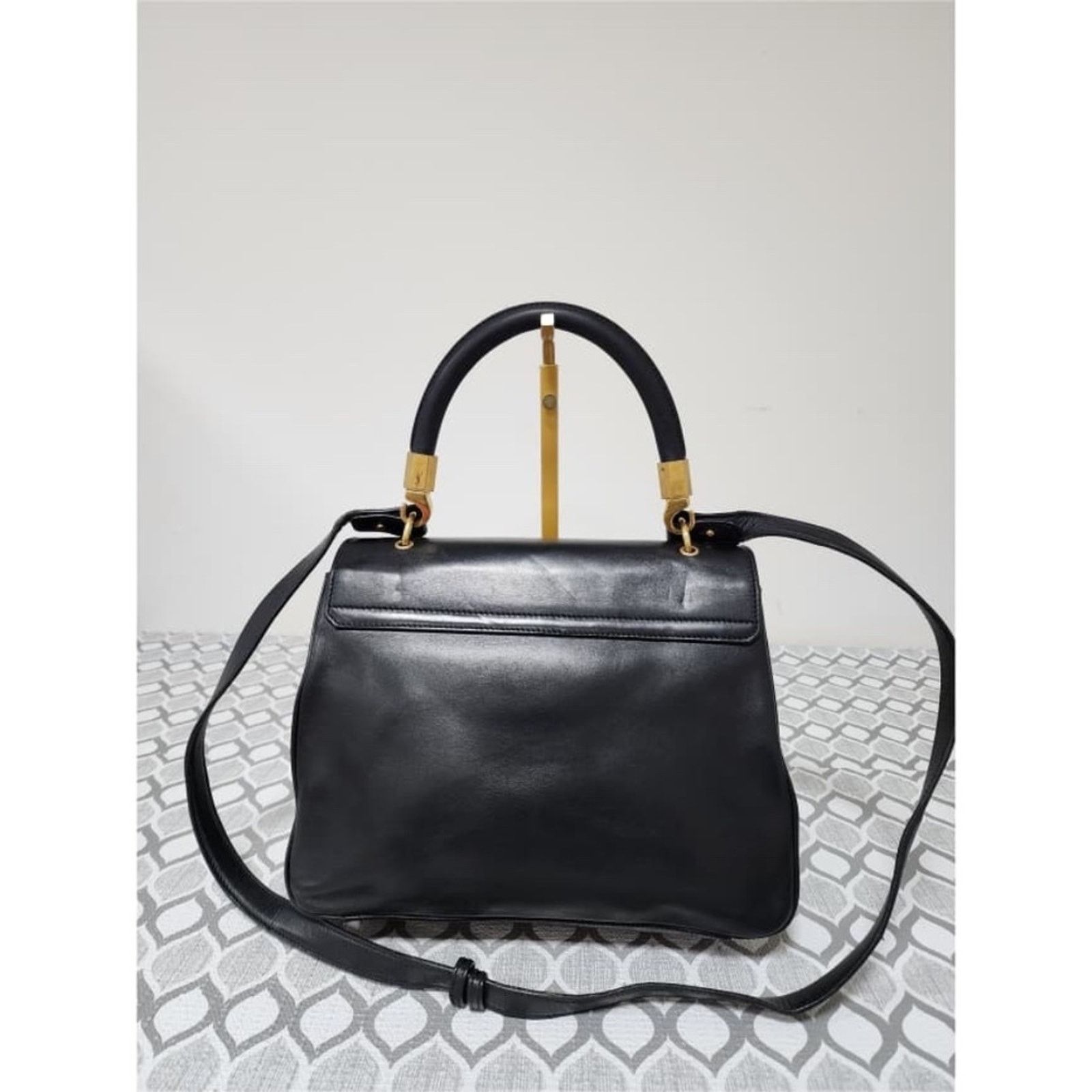 Yves Saint Laurent Saint Laurent Vintage Leather Envelope Dandy Flap Top Handle Size ONE SIZE - 3 Thumbnail