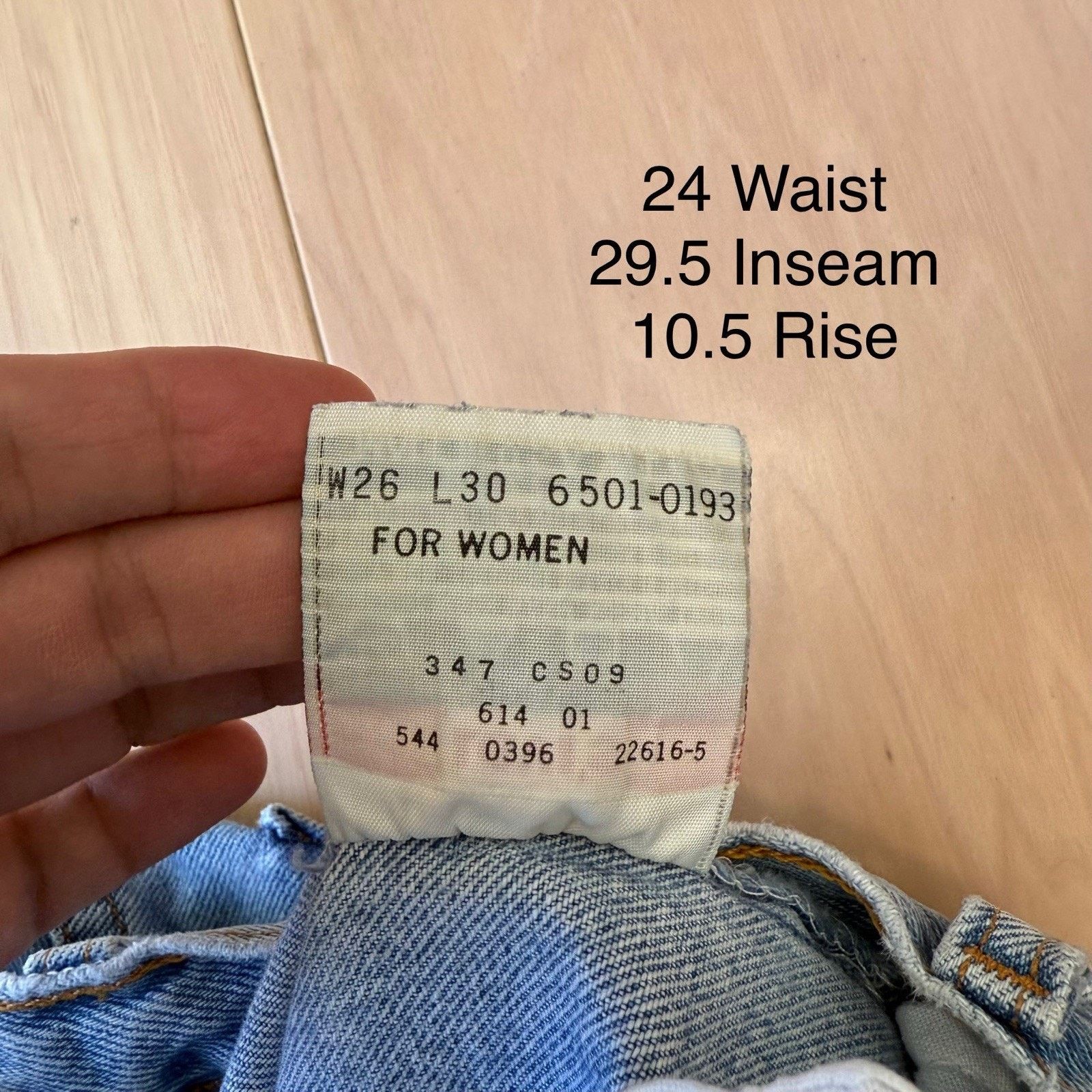 Levi's × Vintage Vintage Levis 501 Jeans 24 Blue 90s Denim Made in USA Size US 26 / EU 42 - 4 Thumbnail