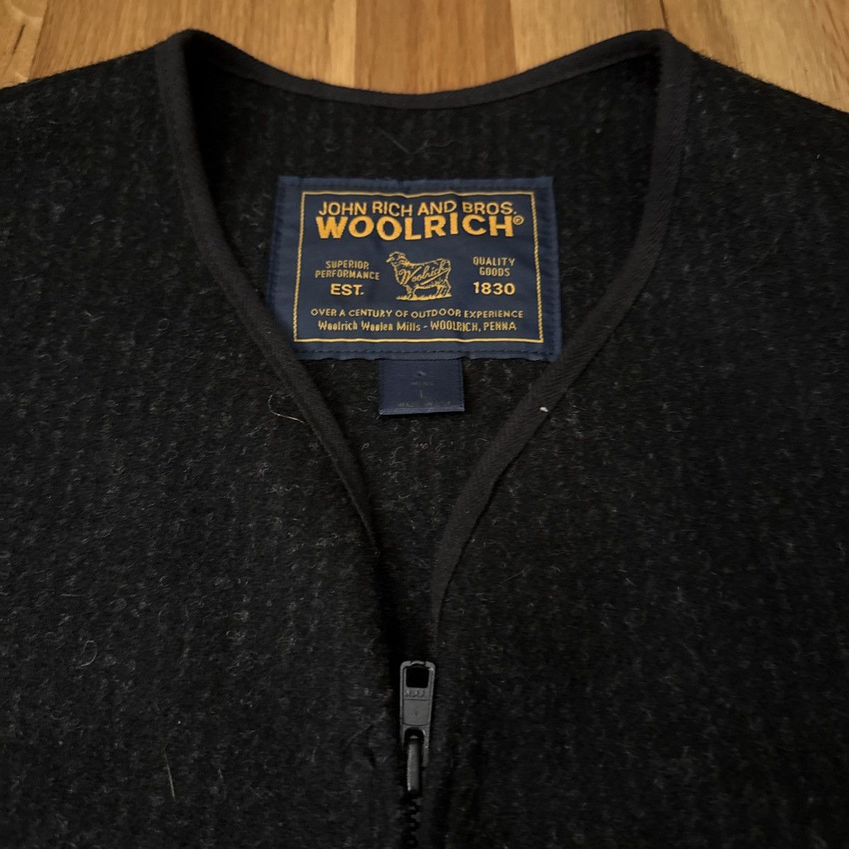 Woolrich Woolen Mills Woolrich Zip Up Waistcoat Vest Size US L / EU 52-54 / 3 - 2 Thumbnail