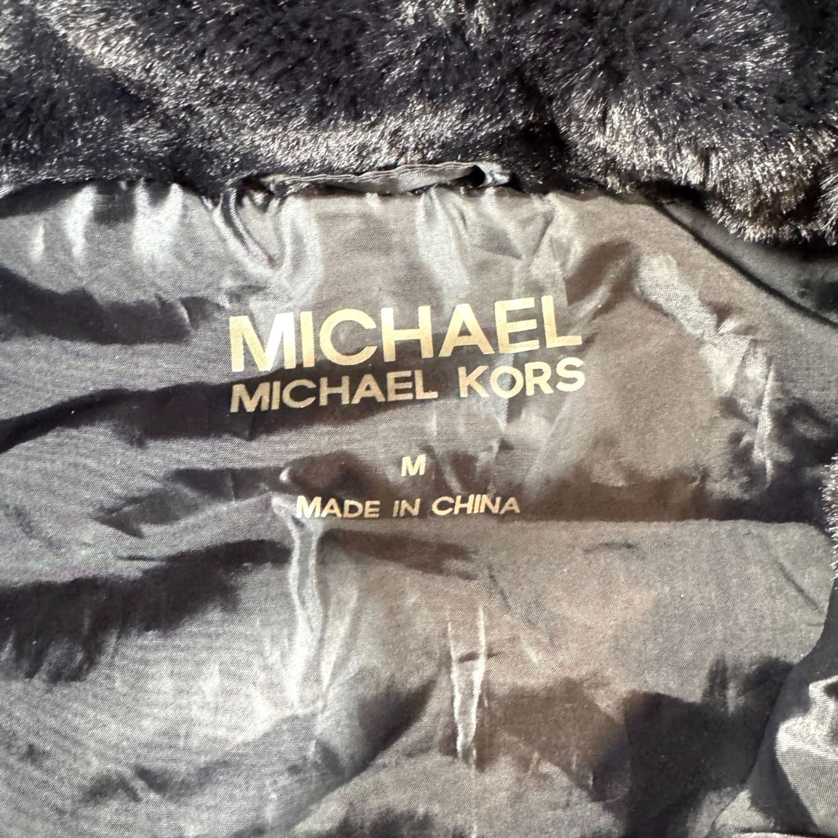 Michael Kors Michael Kors Quilted Puffer Vest Womens Medium Black Removable Hood Full Zip Vest Set Size M / US 6-8 / IT 42-44 - 3 Thumbnail