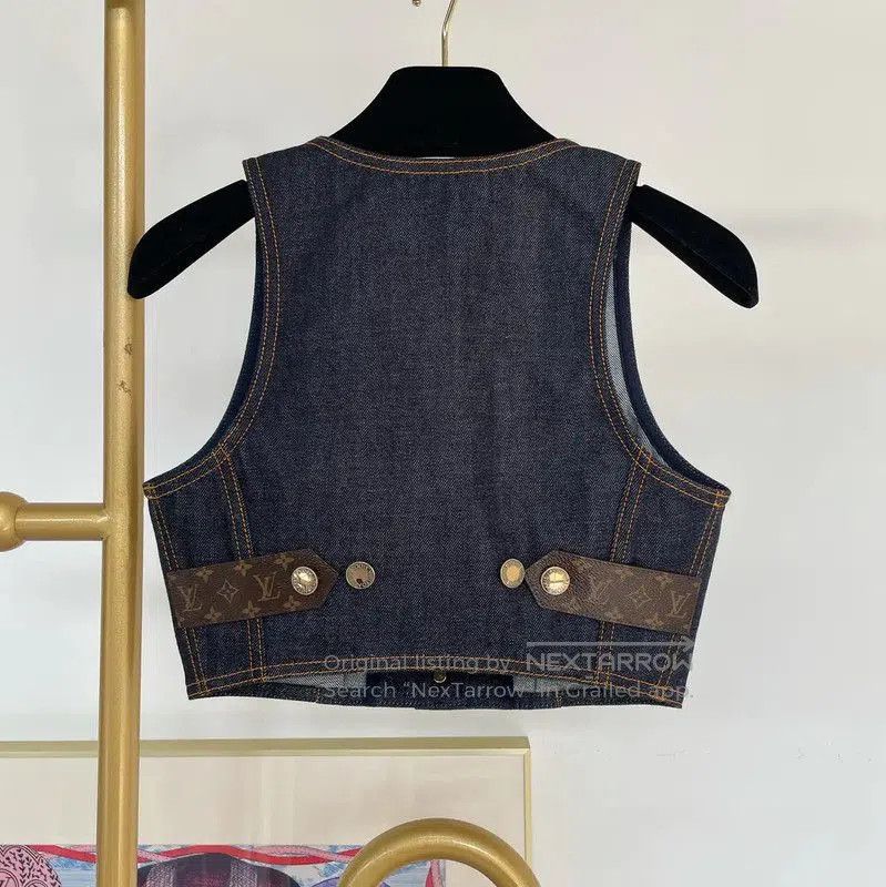 Louis Vuitton Louis Vuitton Summer Blue Denim Vest . Size XS / US 0-2 / IT 36-38 - 2 Thumbnail