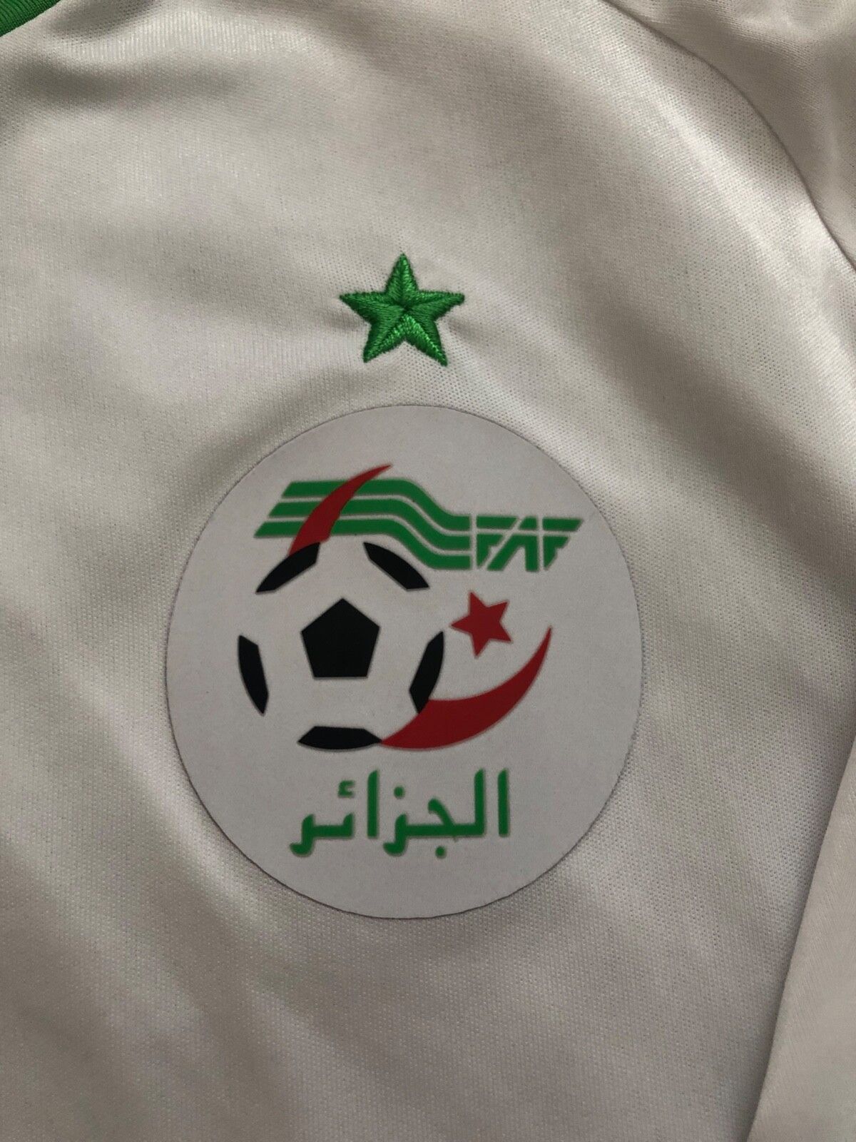 Puma Algeria 2014 PUMA Bougherra White Soccer Jersey Shirt Sz L Size US L / EU 52-54 / 3 - 11 Thumbnail