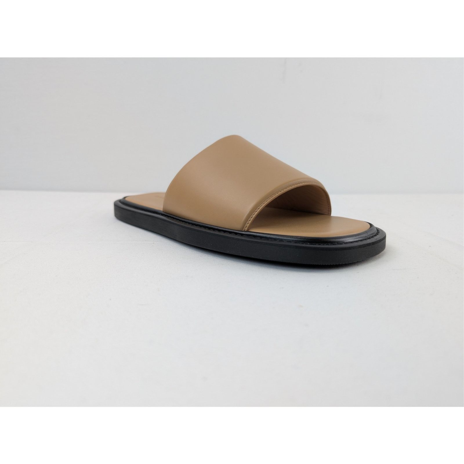 Bottega Veneta o1rshd1 Vienna Calf Leather Slides Slipper in Camel Size US 6 / EU 39 - 2 Thumbnail