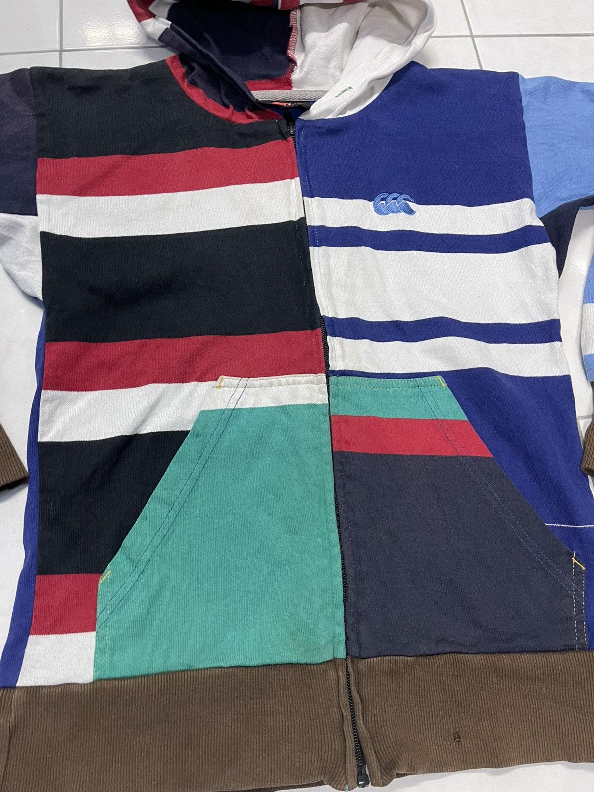 Canterbury of New Zealand VINTAGE CANTERBURRY MULTICOLOUR HOODIES VERY RARE Size US S / EU 44-46 / 1 - 3 Thumbnail