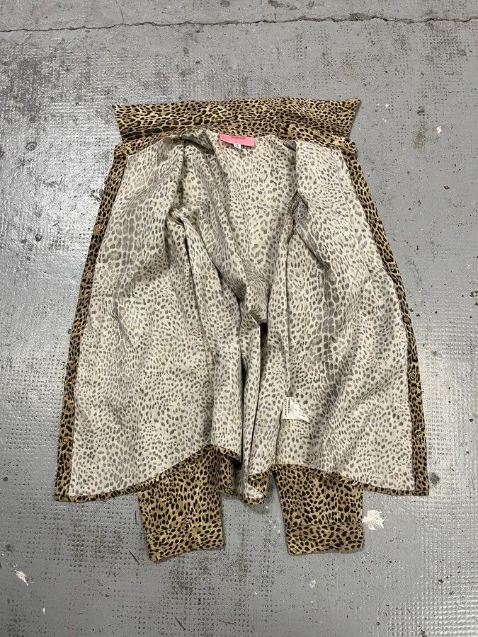 Roberto Cavalli 2000s Roberto Cavalli Beige & Black Leopard Shirt Size M / US 6-8 / IT 42-44 - 8 Thumbnail