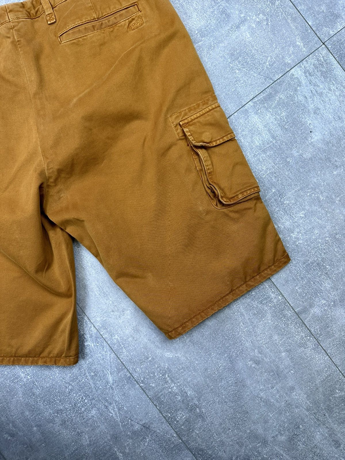 AMI Ami Luxury Vintage Cargo Shorts Small Logo Size US 34 / EU 50 - 6 Thumbnail