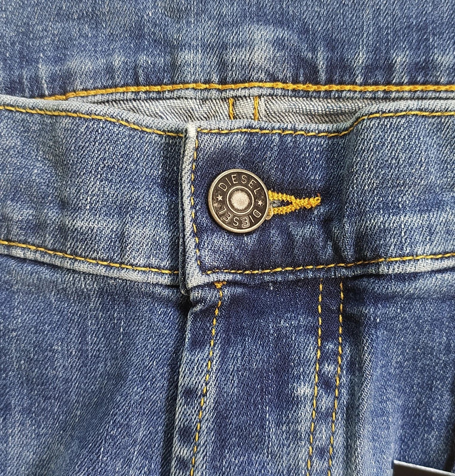 Diesel Diesel D-YENNOX L.32 MENS JEANS T/9880 Size US 33 - 3 Thumbnail