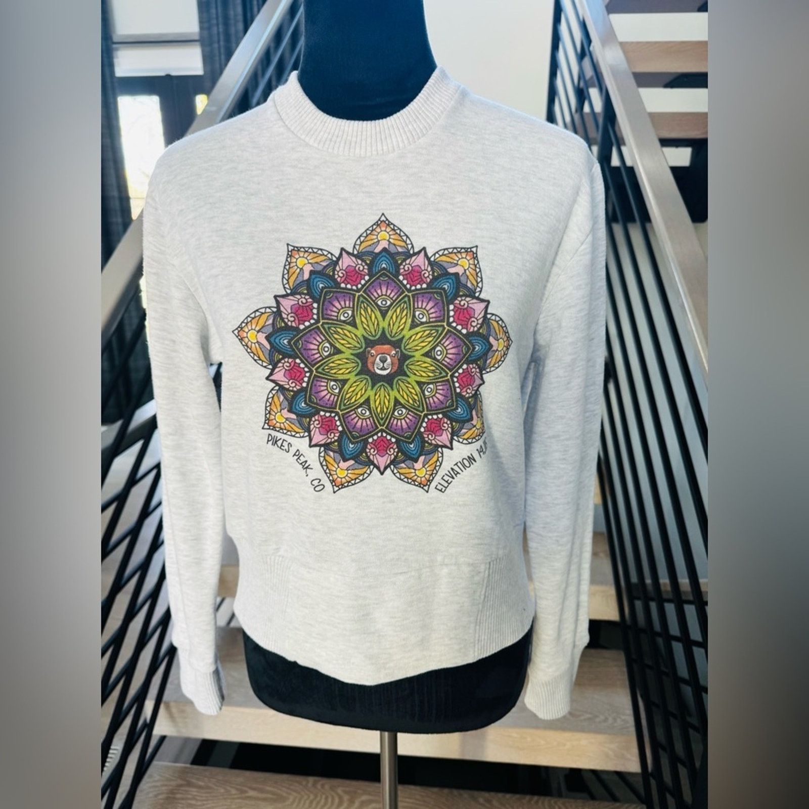 Other New Gray Mandala Graphic Sweatshirt size S Size S / US 4 / IT 40 - 3 Thumbnail