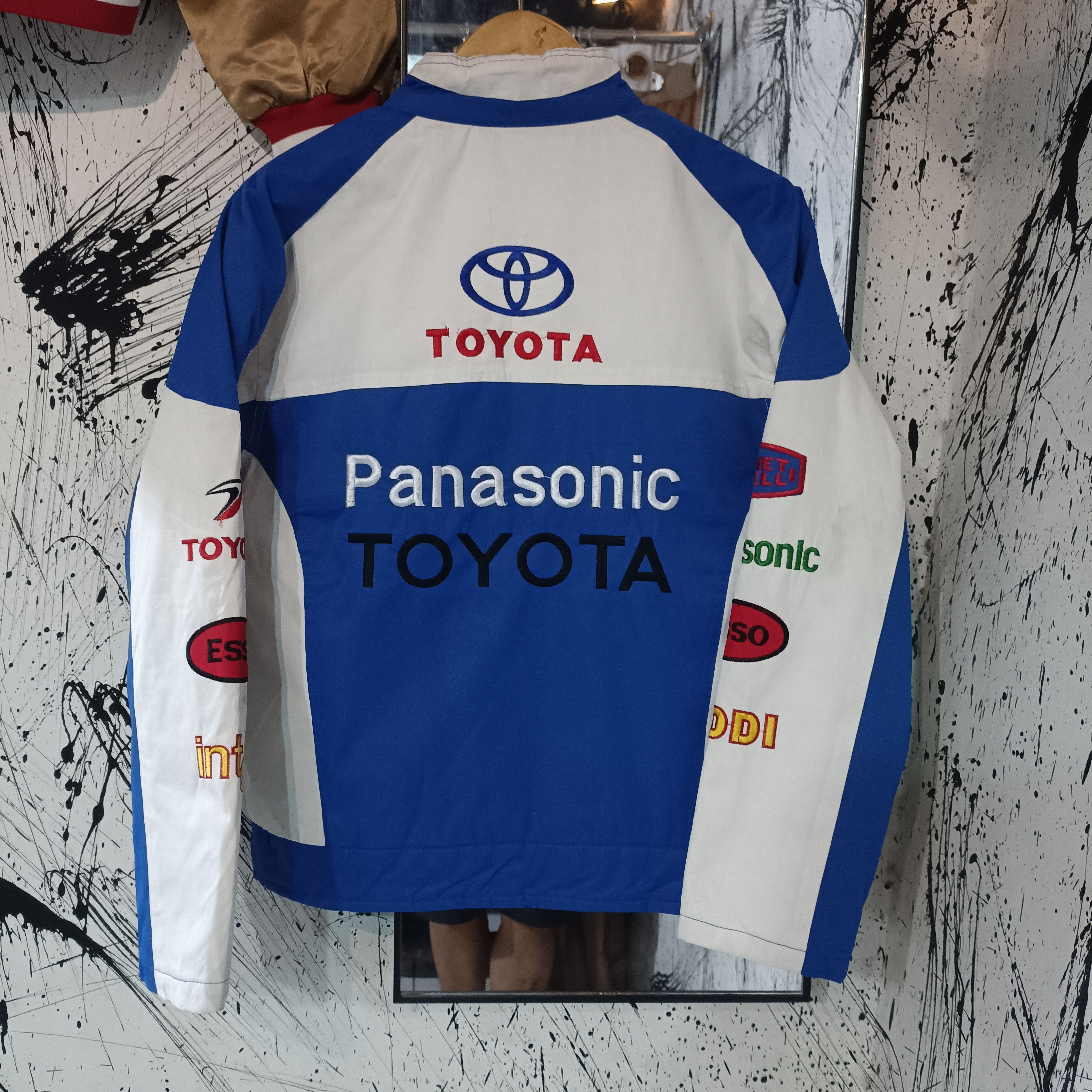 Gear for Sports Toyota racing jacket Size US M / EU 48-50 / 2 - 3 Thumbnail