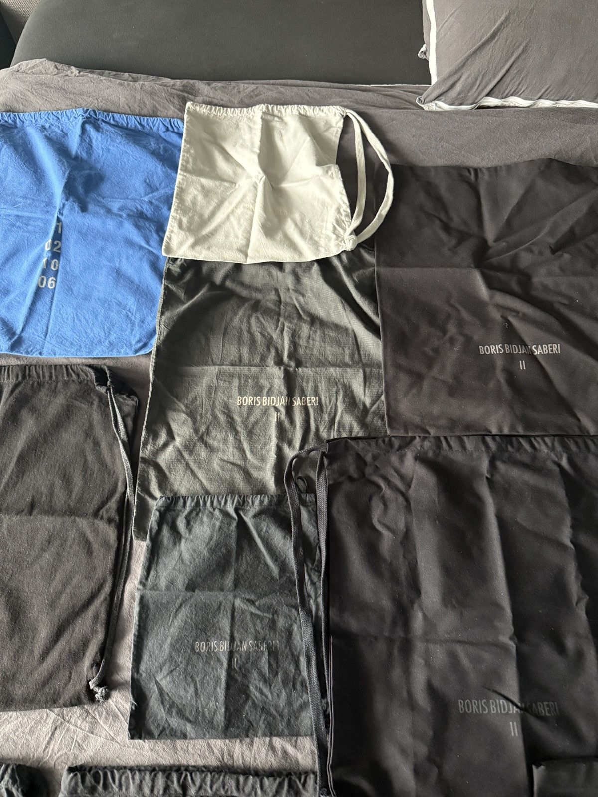 11 By Boris Bidjan Saberi × Boris Bidjan Saberi BBS garment bags / dust bags (various sizes) 12 pcs Size ONE SIZE - 3 Thumbnail