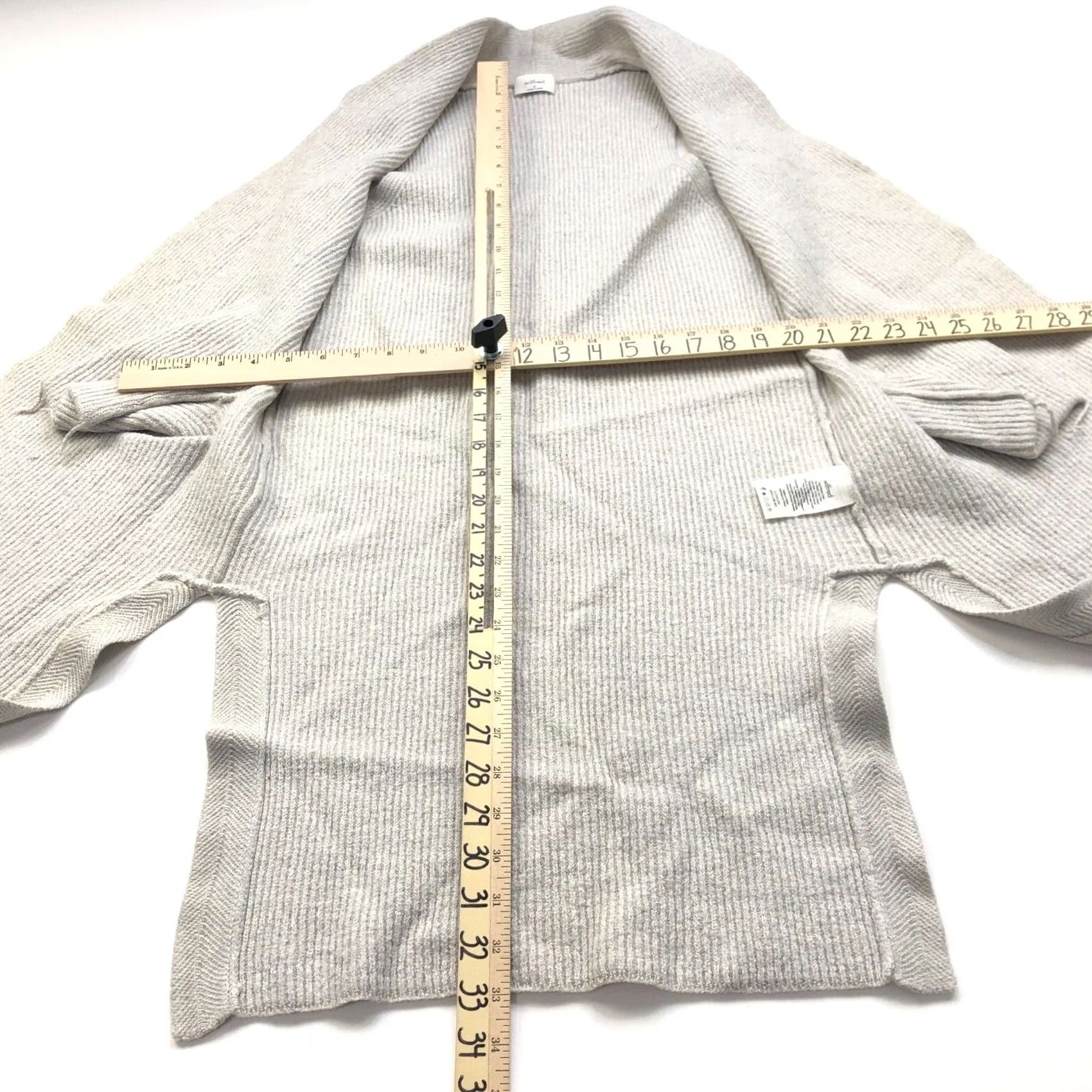 Vintage Wilfred Olivie Sleeveless Cardigan Womens Medium Sweater Light Gray CAM4-3472-49 Size M / US 6-8 / IT 42-44 - 6 Thumbnail