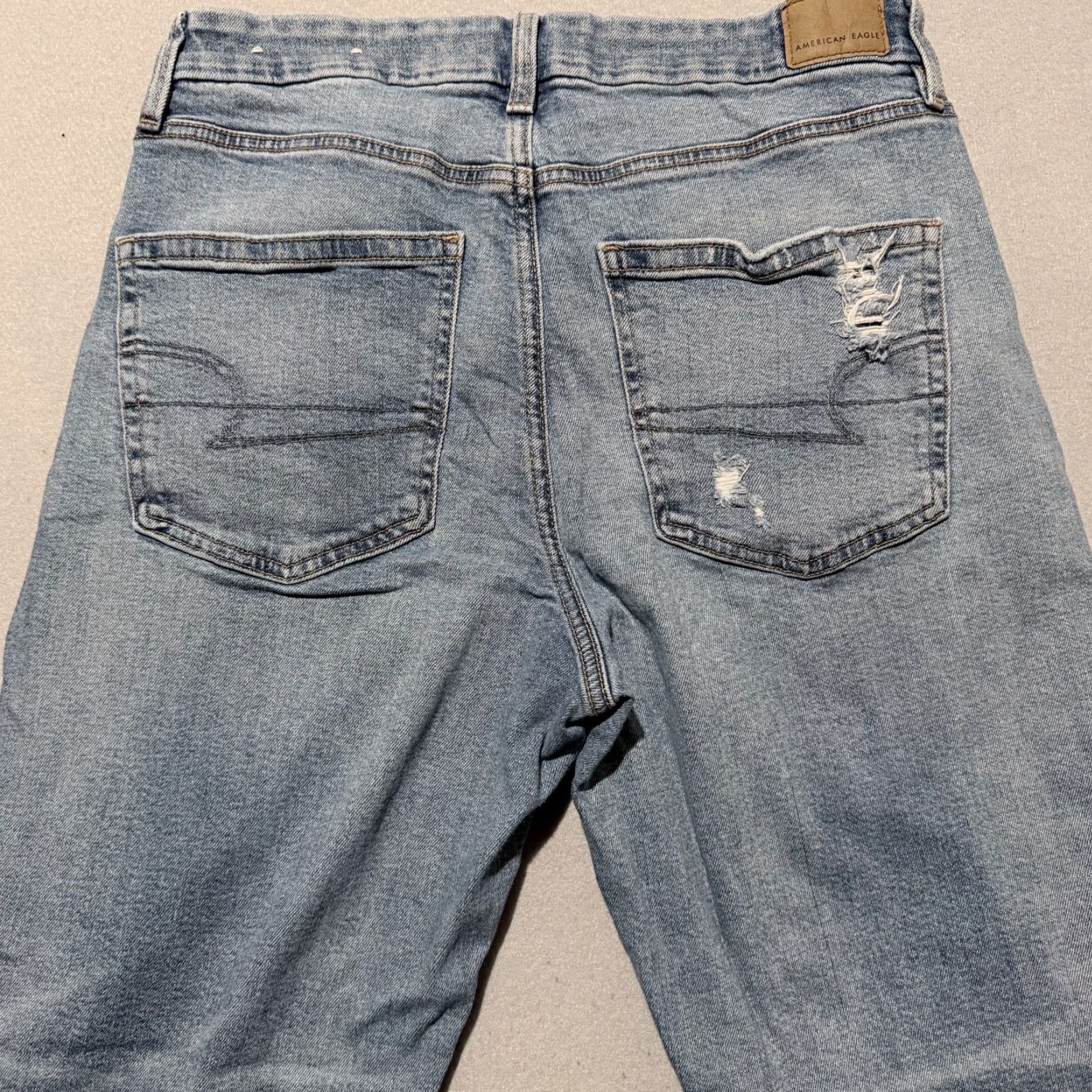 American Eagle Outfitters American Eagle Jeans Women Blue Denim Distressed Straight Stretch - 12 Short Size 34" / US 12 / IT 48 - 4 Thumbnail