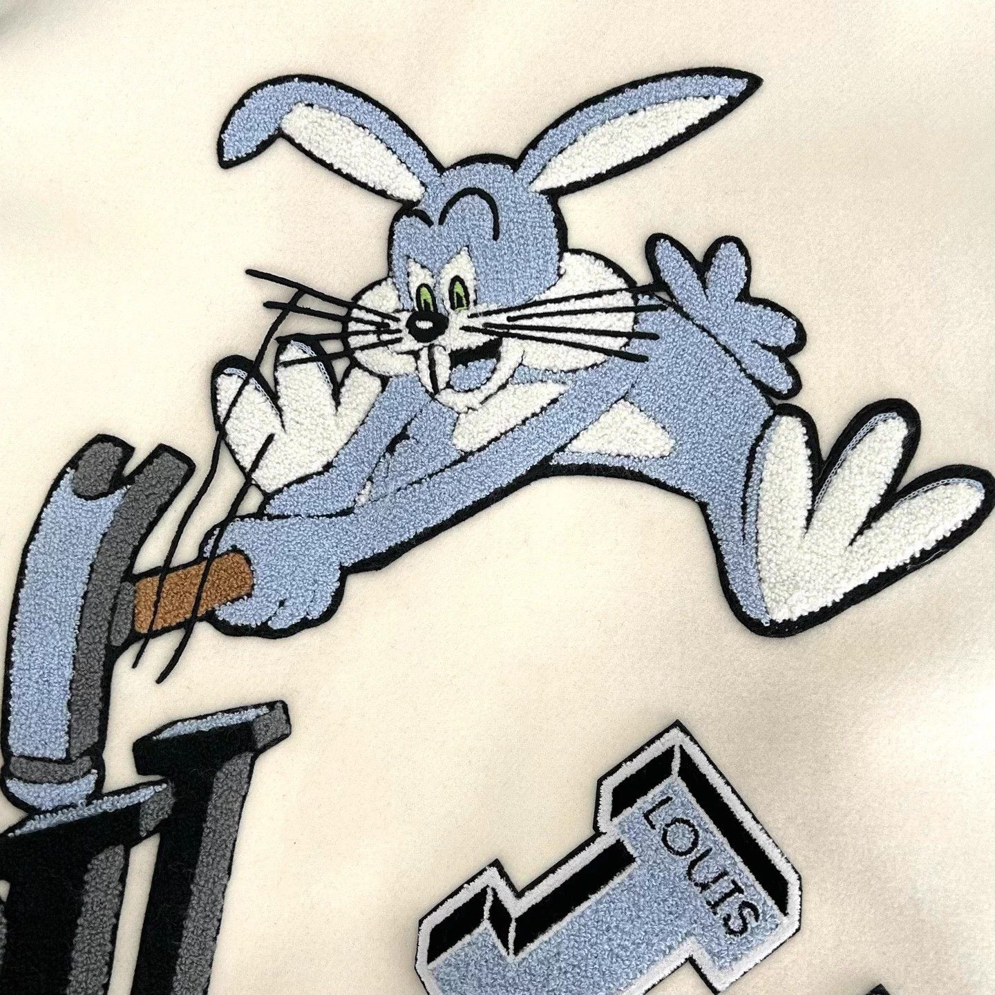 Louis Vuitton LOUIS VUITTON Bugs Bunny Baseball Jacket 48 Brand New Size US M / EU 48-50 / 2 - 9 Thumbnail