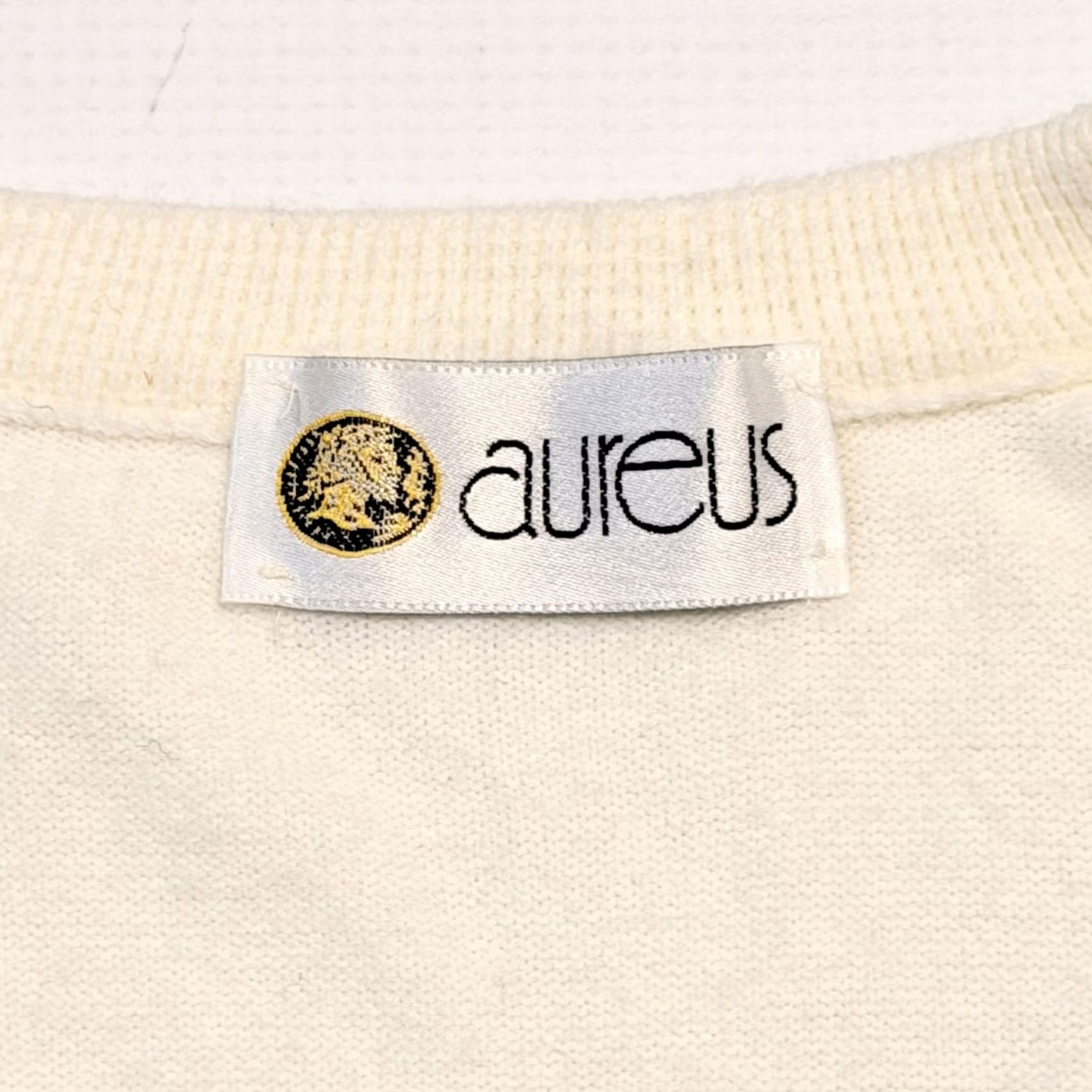 Vintage Aureus Sweater Mens XL Ivory Neck Cream Embroidered Golf Crest Knit Pullover Adult Size US XL / EU 56 / 4 - 3 Thumbnail