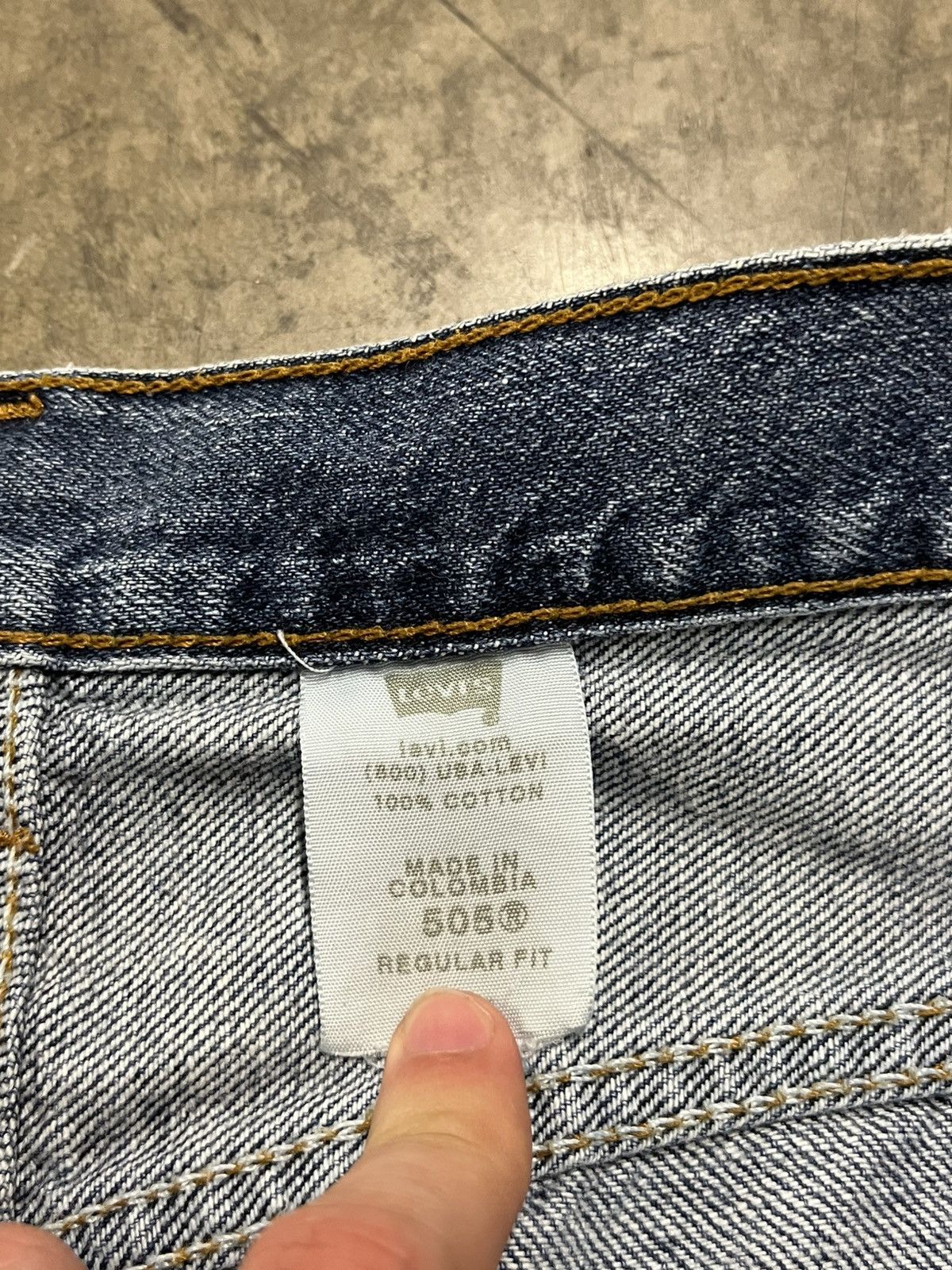 Levi's Levi’s vintage jorts baggy fit streetwear hype 90s skater Size US 34 / EU 50 - 10 Thumbnail