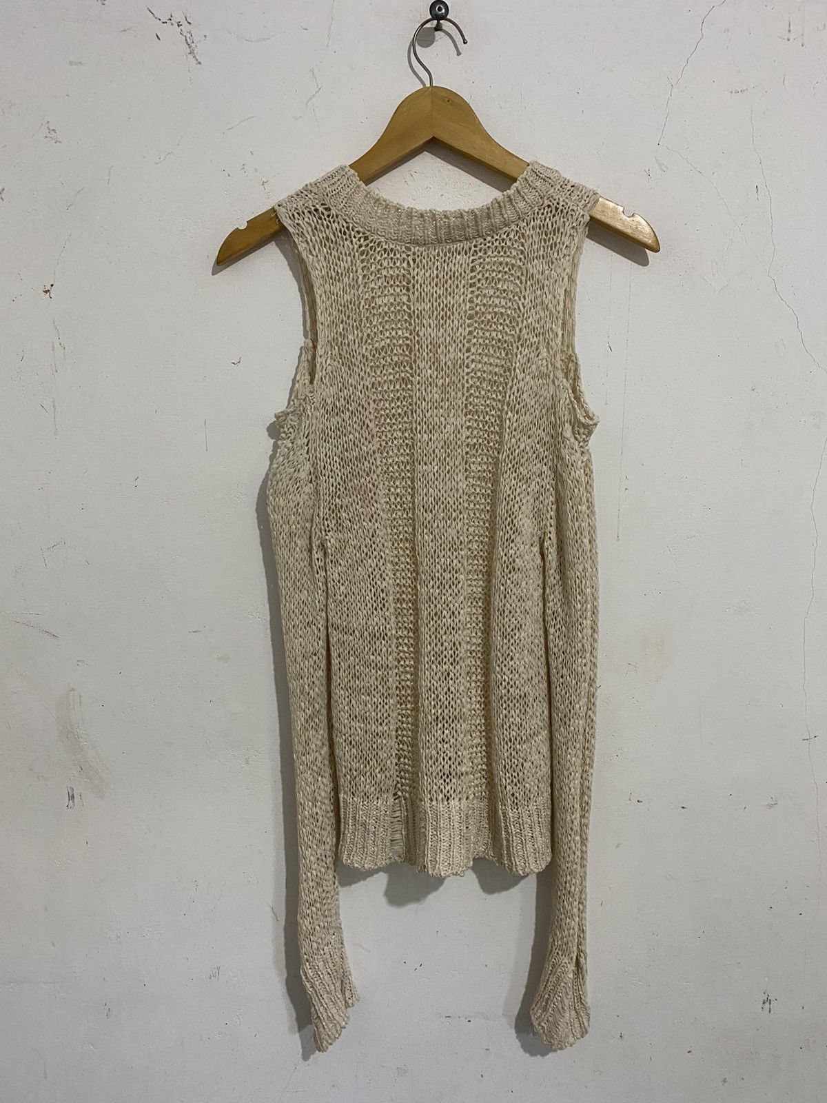 💸BINDINGOFFER💸Japanese knitted hole shoulder issey archived