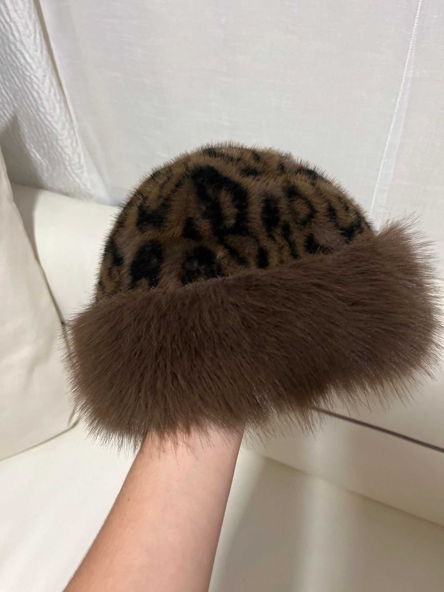 Japanese Brand Leopard winter plush Windproof Size ONE SIZE - 5 Thumbnail
