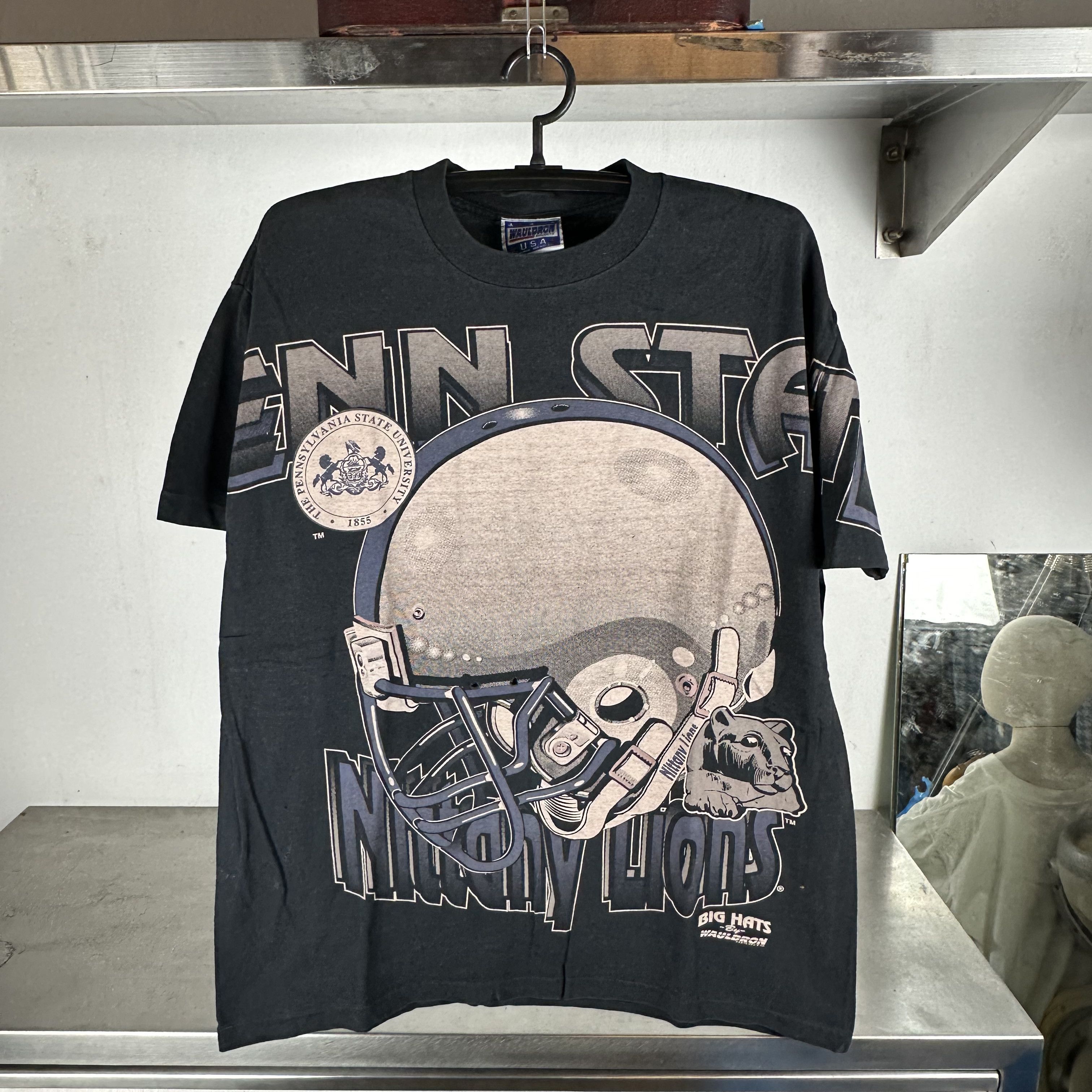 Vintage 90s Penn State Nittany Lions NCAA Big Hats Wauldron T-Shirt Size US XL / EU 56 / 4 - 1 Thumbnail