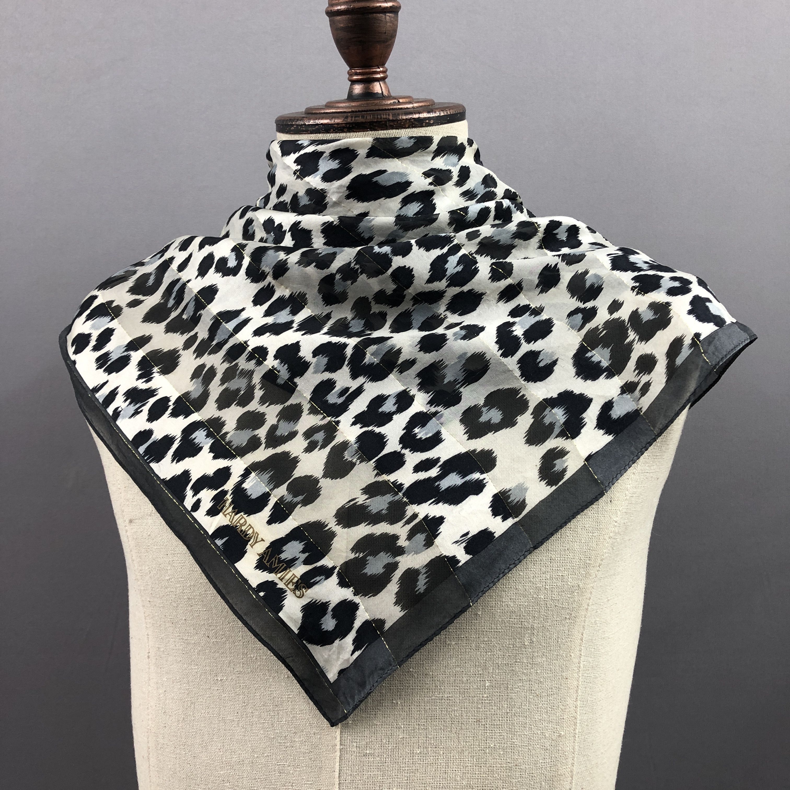 Hardy Amies × Vintage Vintage Hardy Amies SILK Scarf Twill Stole Wraps Scarves Size ONE SIZE - 3 Thumbnail