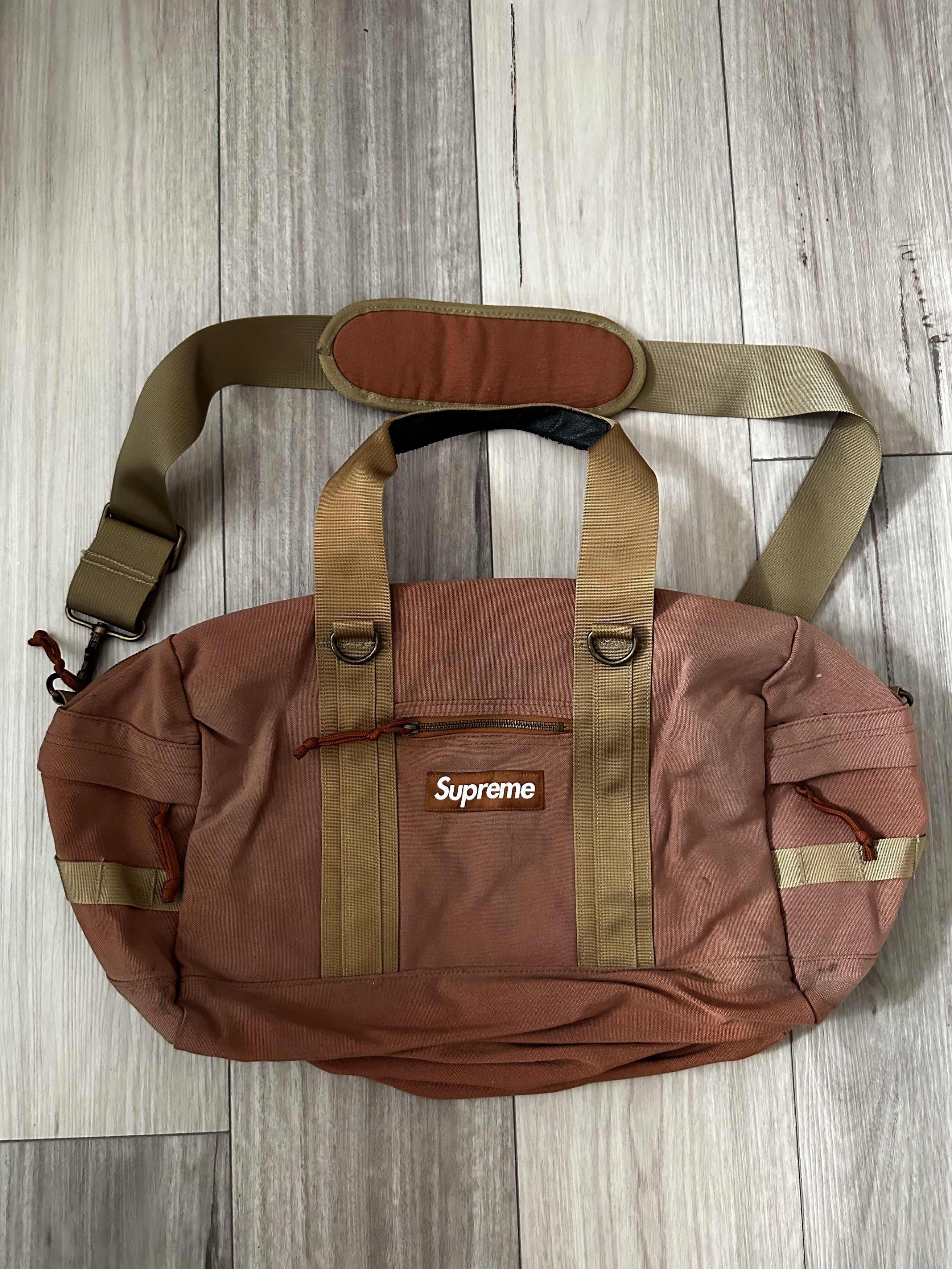 Supreme Supreme 2010 Tan Solo Duffle Size ONE SIZE - 2 Thumbnail