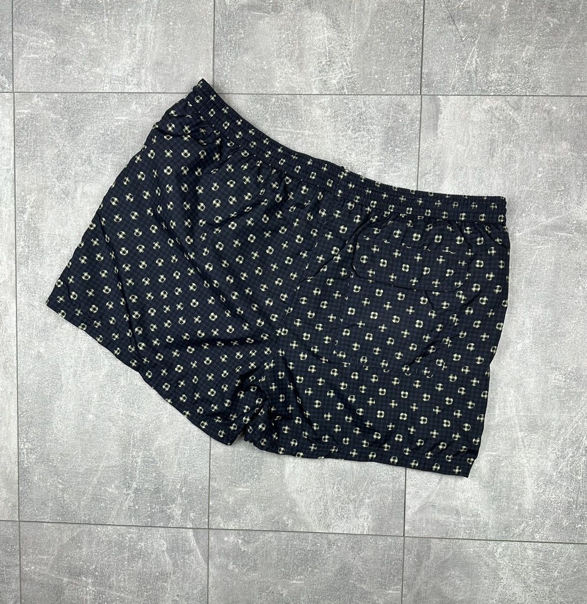 Burberry Burberry Brit Swimwear Small Logo Luxury Shorts Size US 40 / EU 56 - 2 Thumbnail