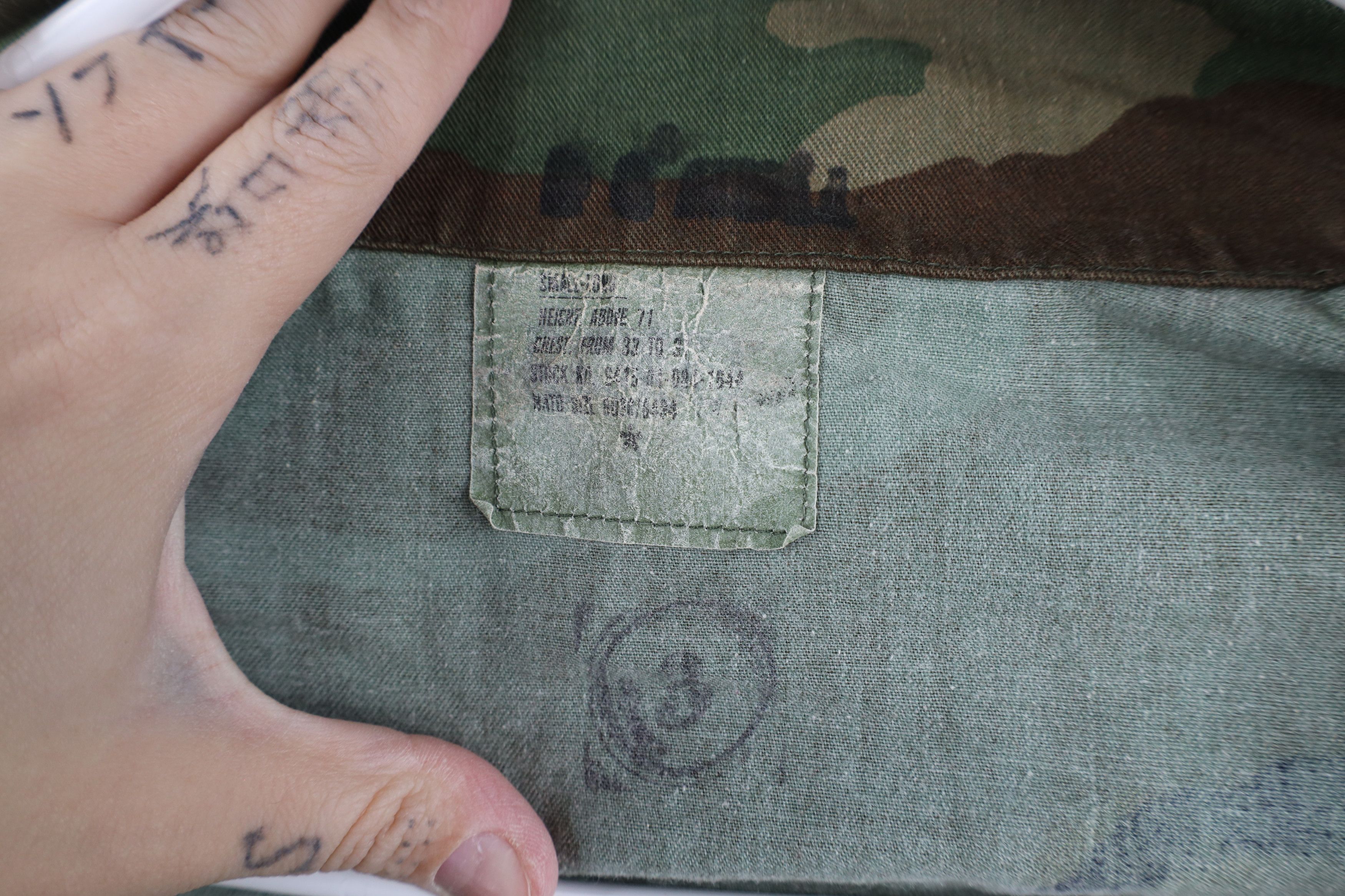 Vintage Vintage 90s USMC Woodland Camouflage Combat Coat Jacket USA Size US S / EU 44-46 / 1 - 9 Thumbnail