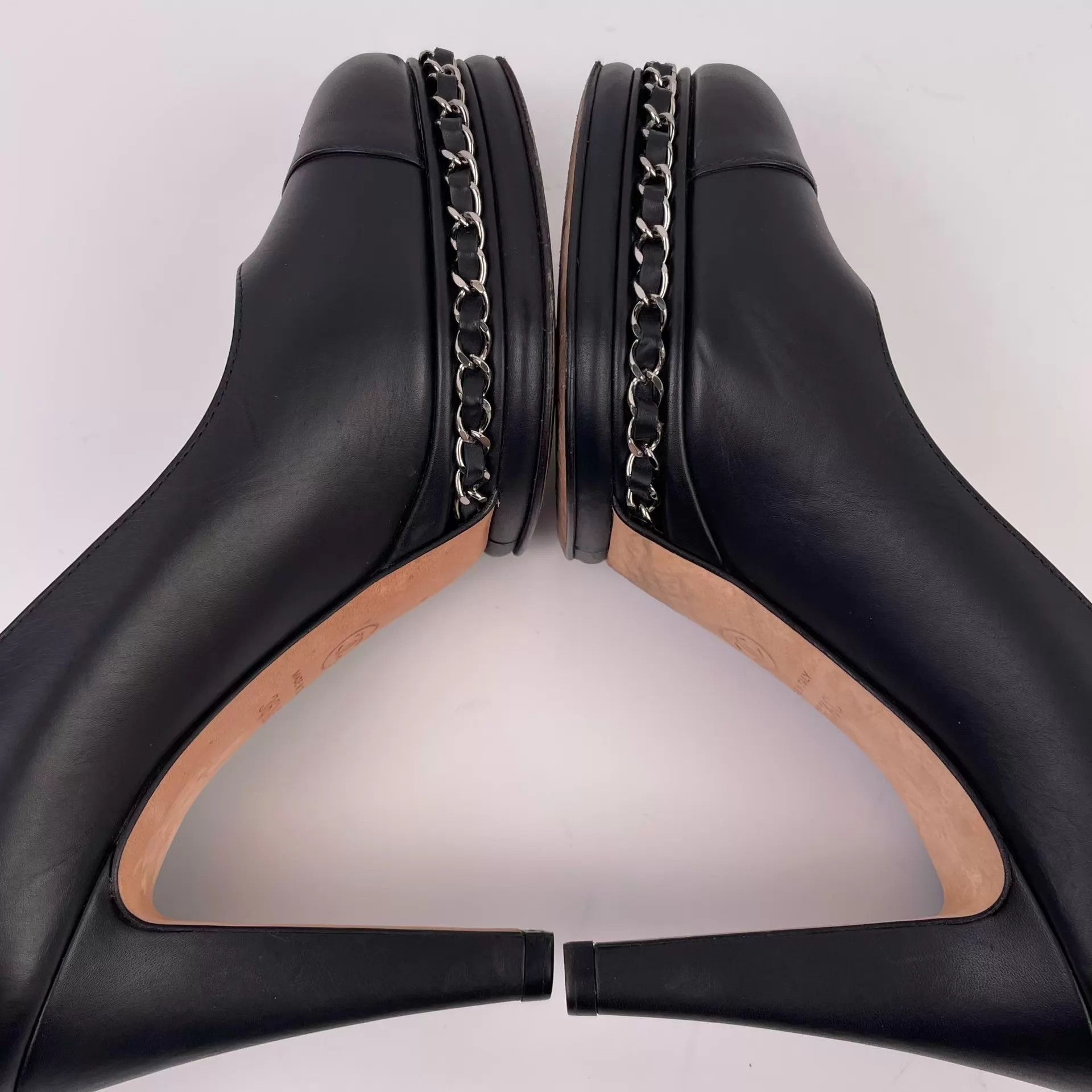 Chanel Chanel Women's Black Chain Heels 36 Size US 5.5 / IT 35.5 - 3 Thumbnail