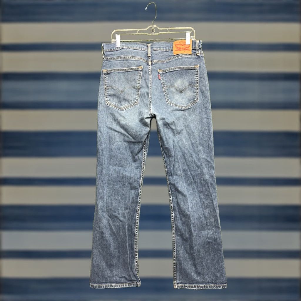 Levi's Levi's 527 Jeans Mens 36x30 Bootcut Denim Medium Wash 5-Pocket Regular Size US 36 / EU 52 - 1 Thumbnail