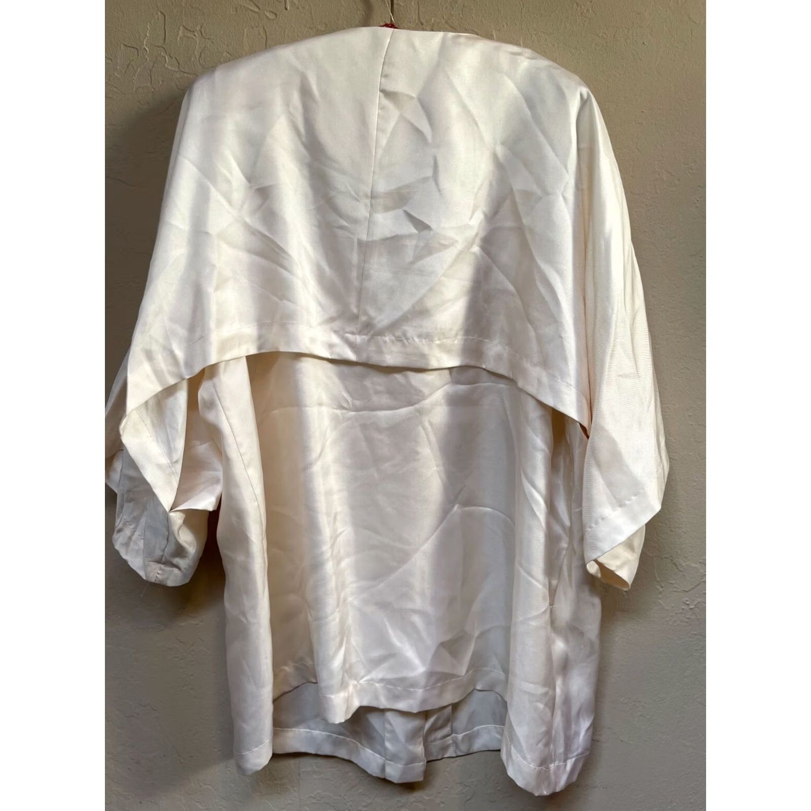 Vintage VINTAGE Stewart Sport Women Silk Button-Front 3/4 Sleeve Top Ivory Large Shirt Dress? Size L / US 10 / IT 46 - 3 Thumbnail