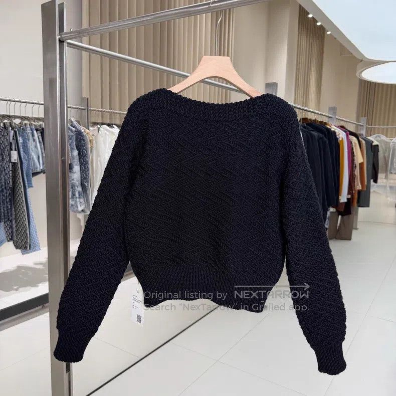Hermes Hermes Black wool chunky knit off-the-shoulder sweater Size XS / US 0-2 / IT 36-38 - 2 Thumbnail