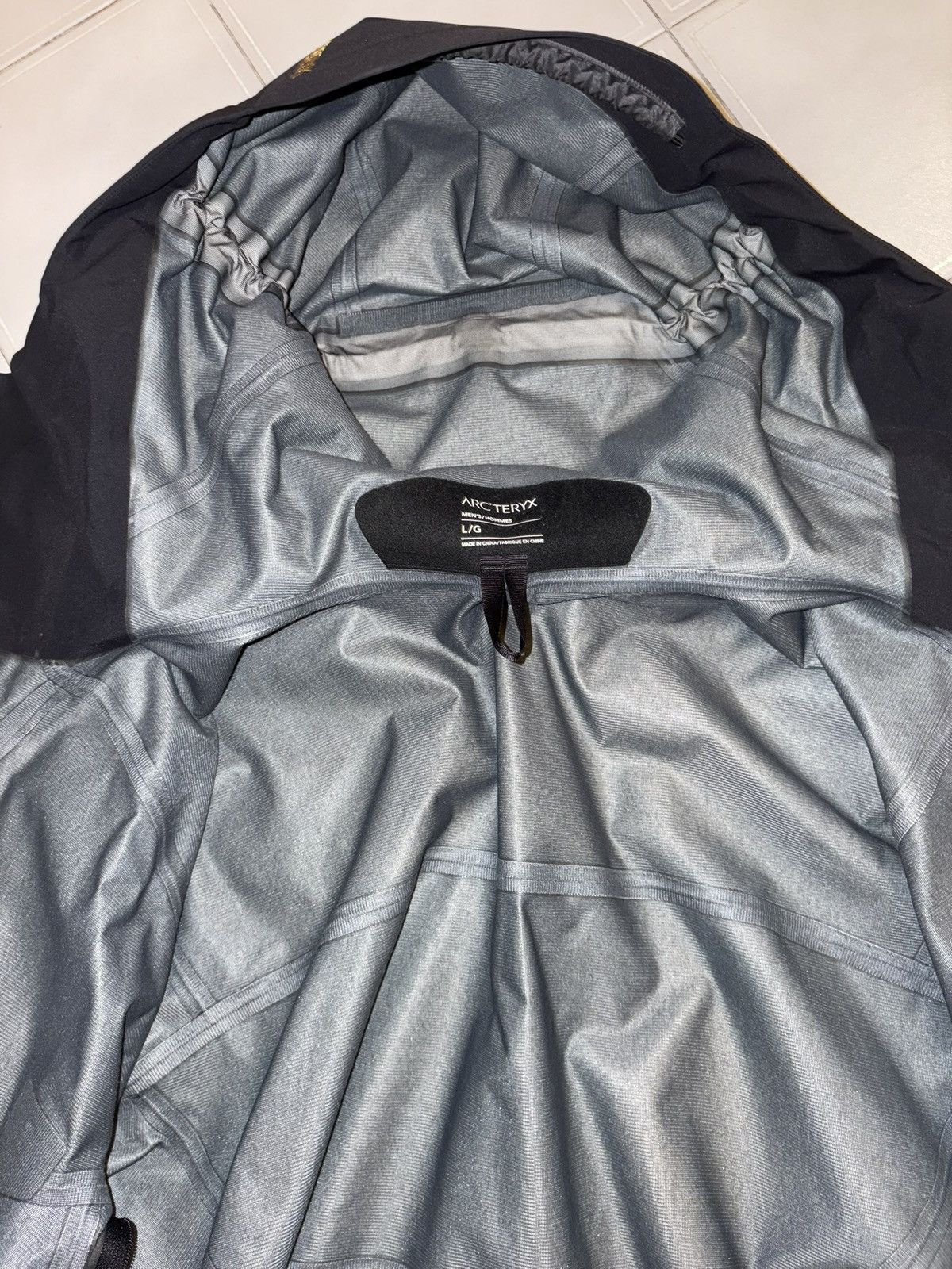 Arc'teryx Arc’teryx Saber AR 24k Gold Jacket Size US L / EU 52-54 / 3 - 8 Thumbnail