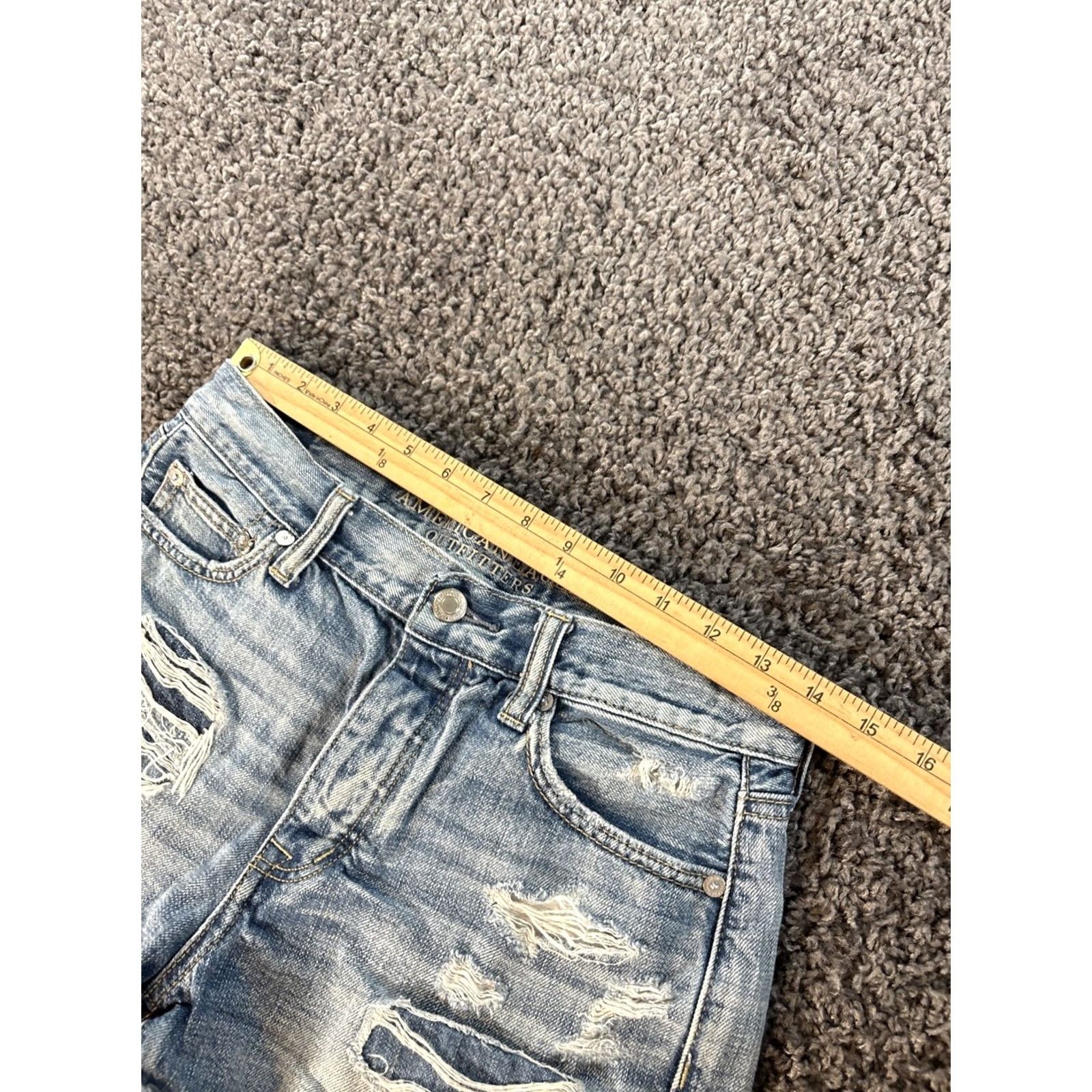 American Eagle Outfitters American Eagle Outfitters Shorts Women's Size 28 Blue Denim Mid Rise Frayed Button Fly Cut-Off Festival 28W Womens Size 28" / US 6 / IT 42 - 3 Thumbnail